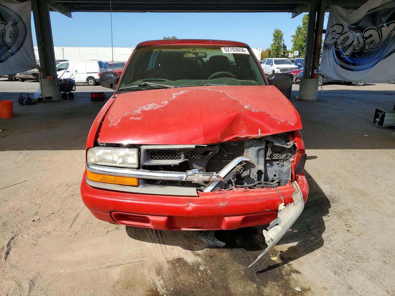 1999 Chevrolet S Truck S10 Red vin: 1GCCS19X6X8143785