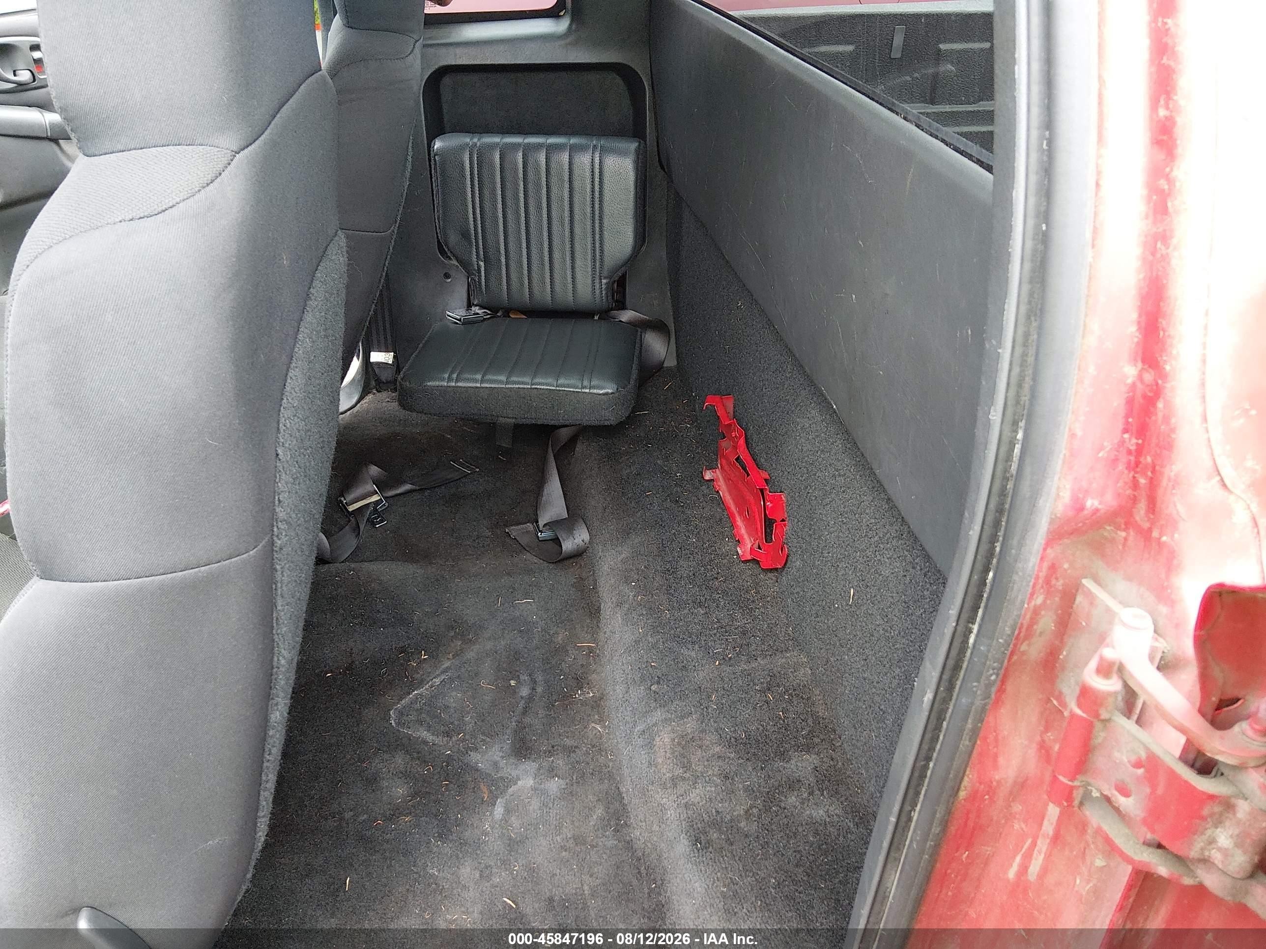 2003 Chevrolet S-10 Ls Красный vin: 1GCCS19X738236616