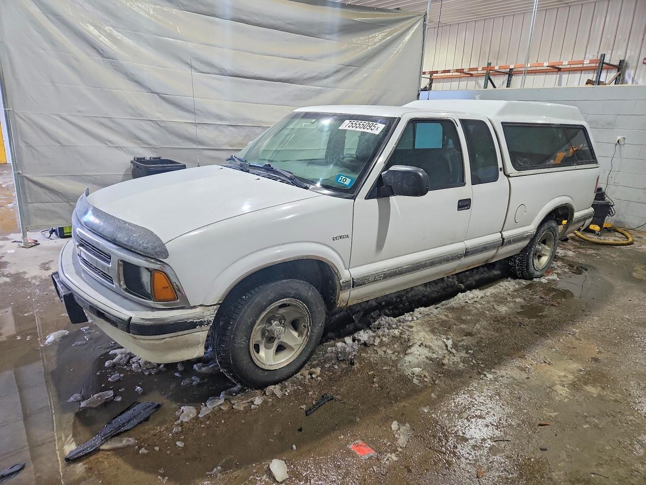 1GCCS19X8V8181418