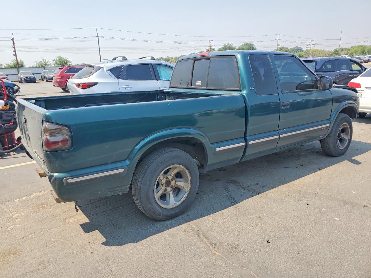 1998 Chevrolet S Truck S10 Green vin: 1GCCS19X8W8236094