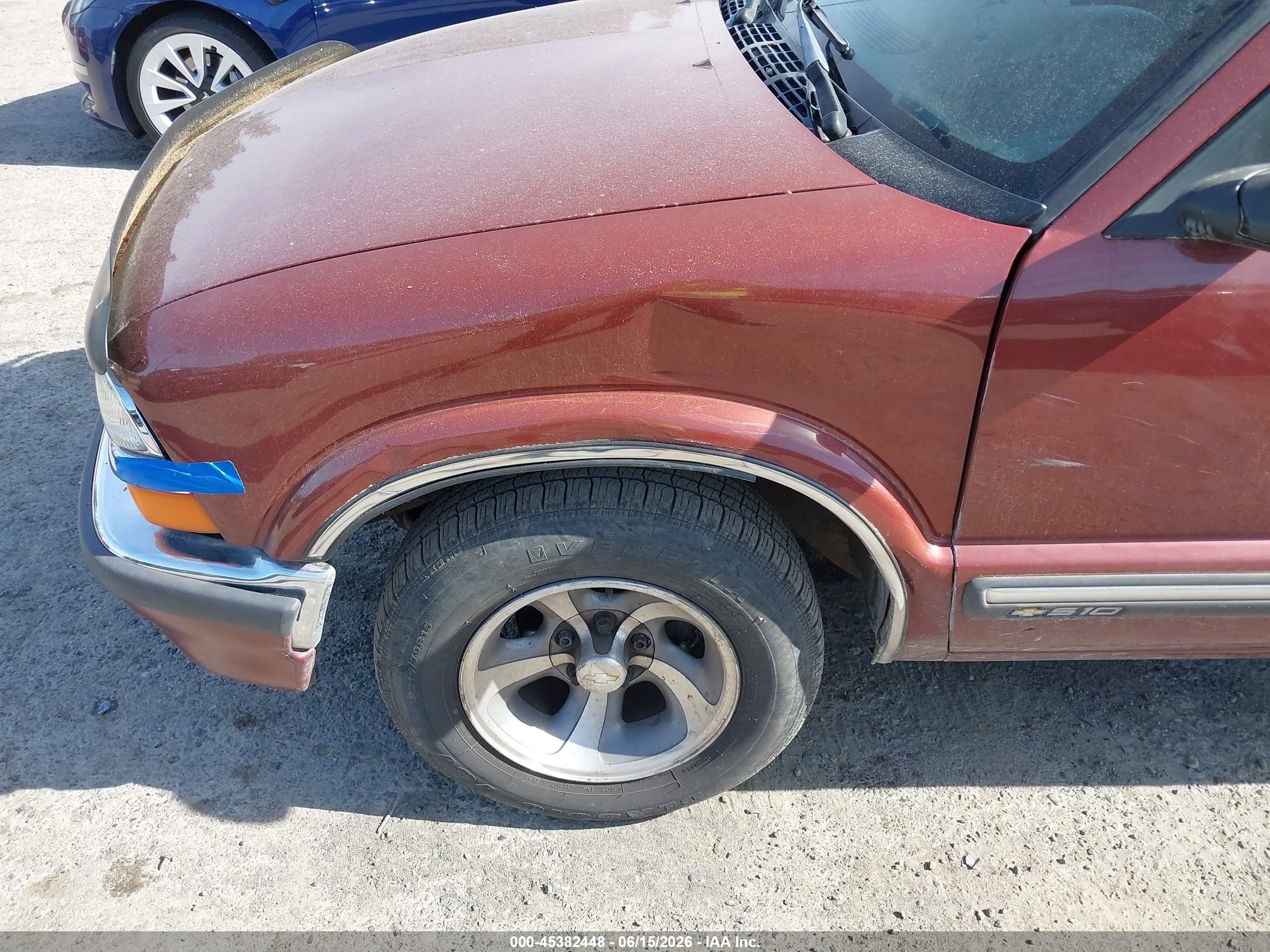 1998 Chevrolet S-10 Ls Brown vin: 1GCCS19X9W8150051