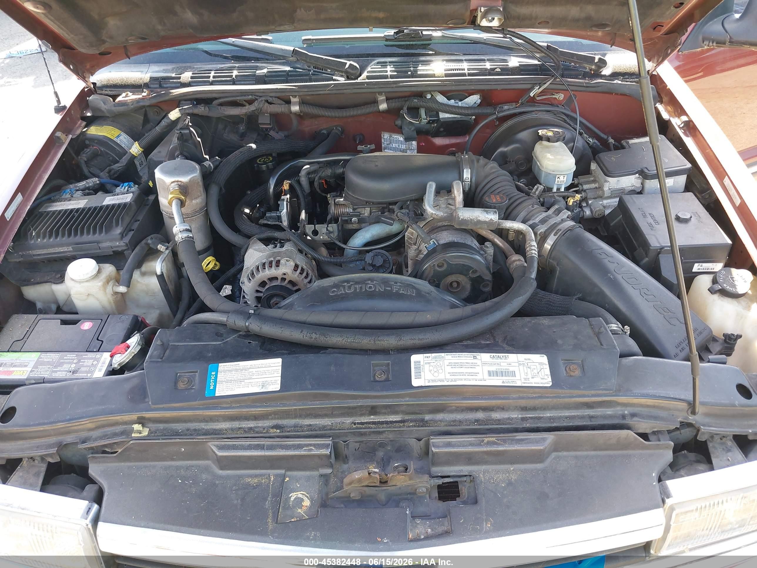 1998 Chevrolet S-10 Ls Brown vin: 1GCCS19X9W8150051
