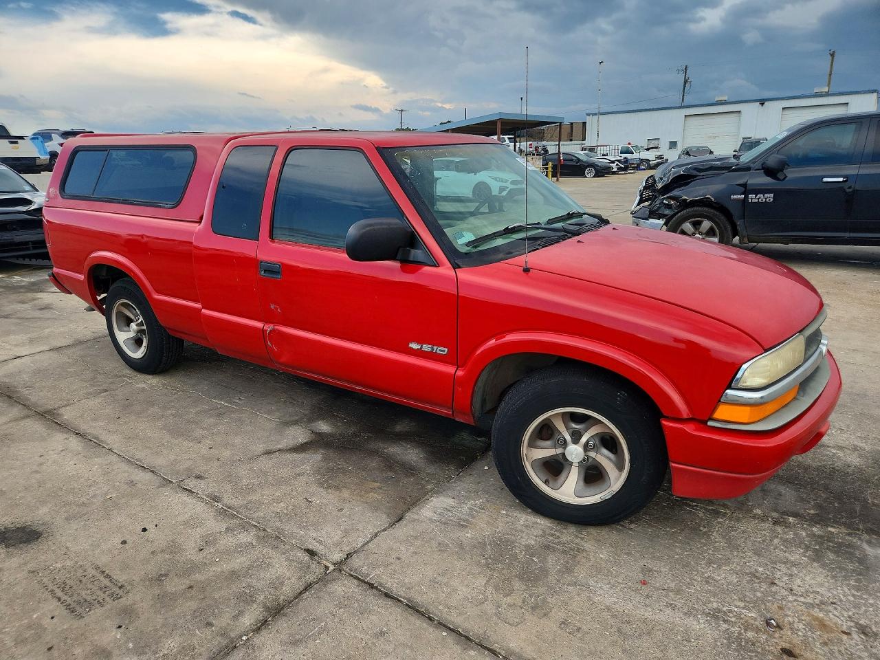 1998 Chevrolet S Truck S10 Red vin: 1GCCS19X9WK130790