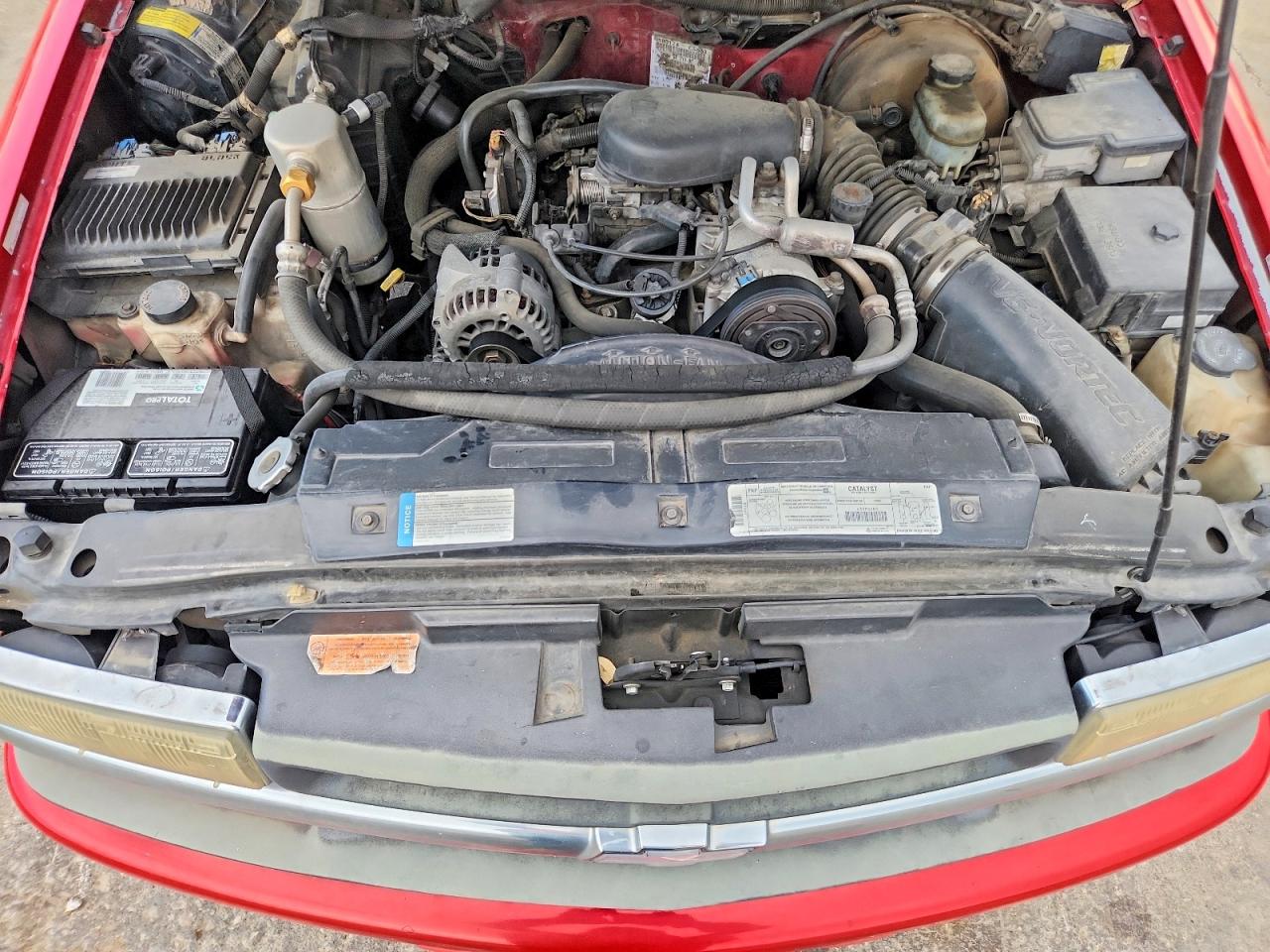 1998 Chevrolet S Truck S10 Red vin: 1GCCS19X9WK130790