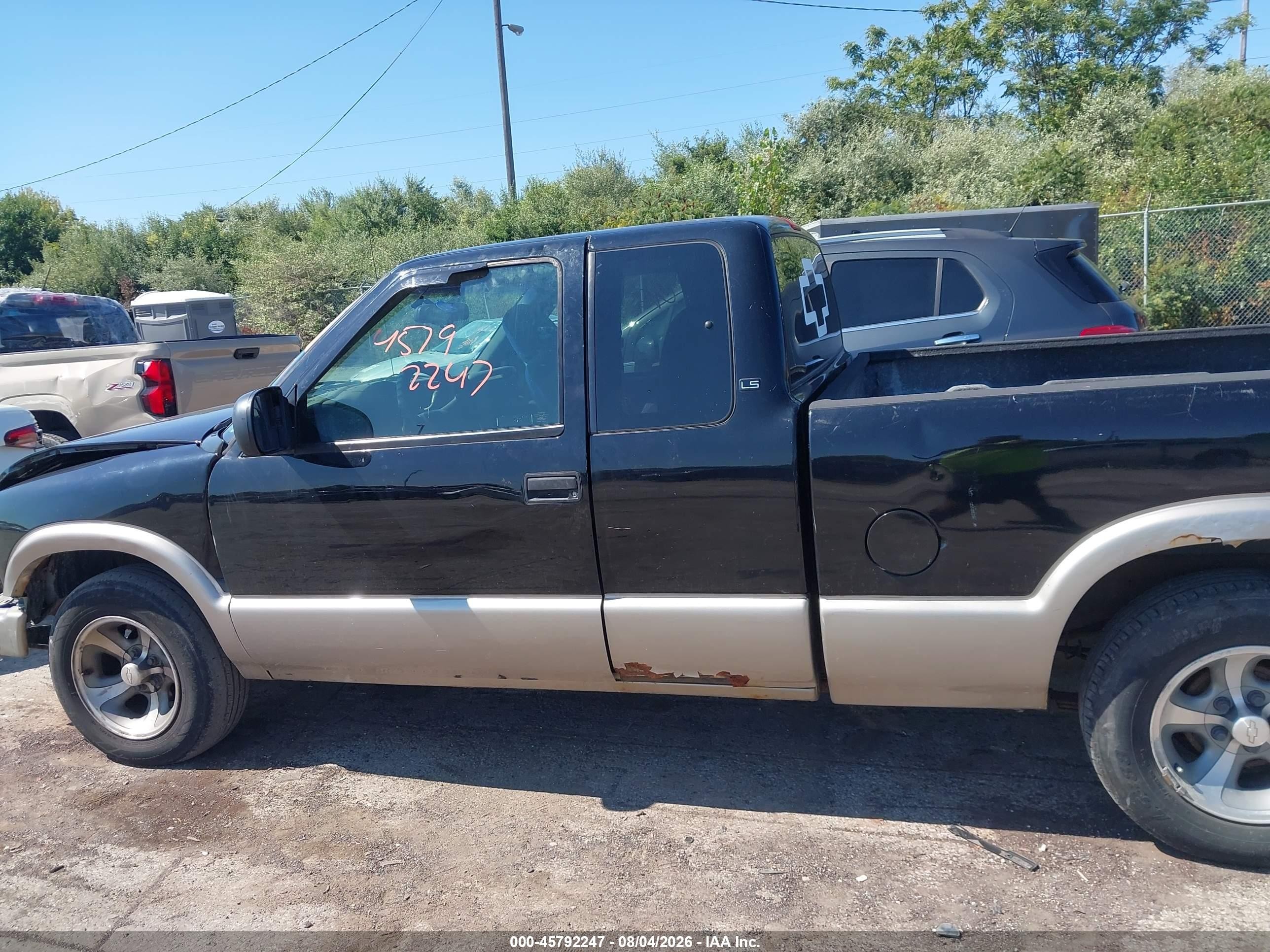 1999 Chevrolet S-10 Ls Черный vin: 1GCCS19XXX8143840