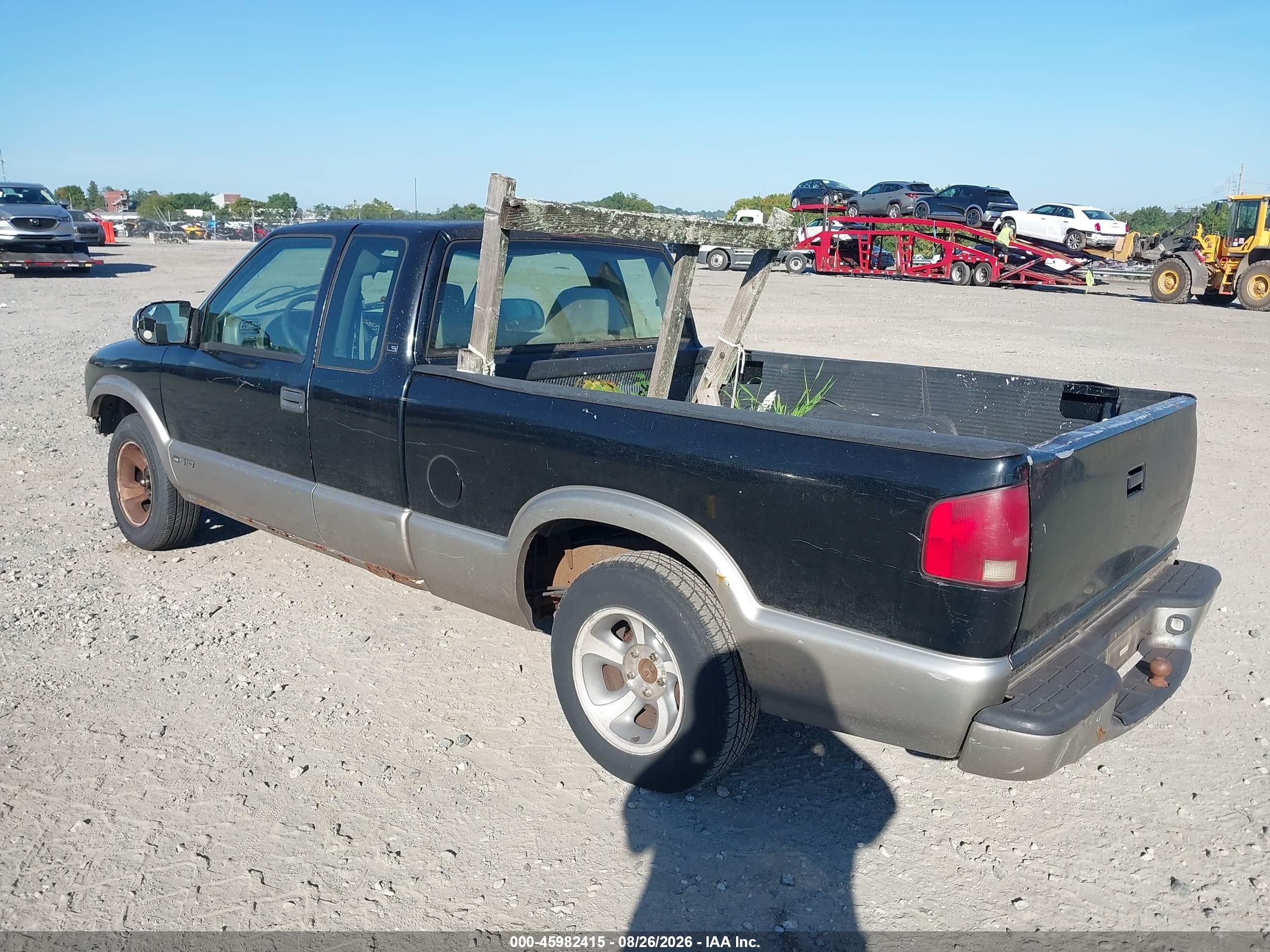 1999 Chevrolet S-10 Ls Black vin: 1GCCS19XXX8160850