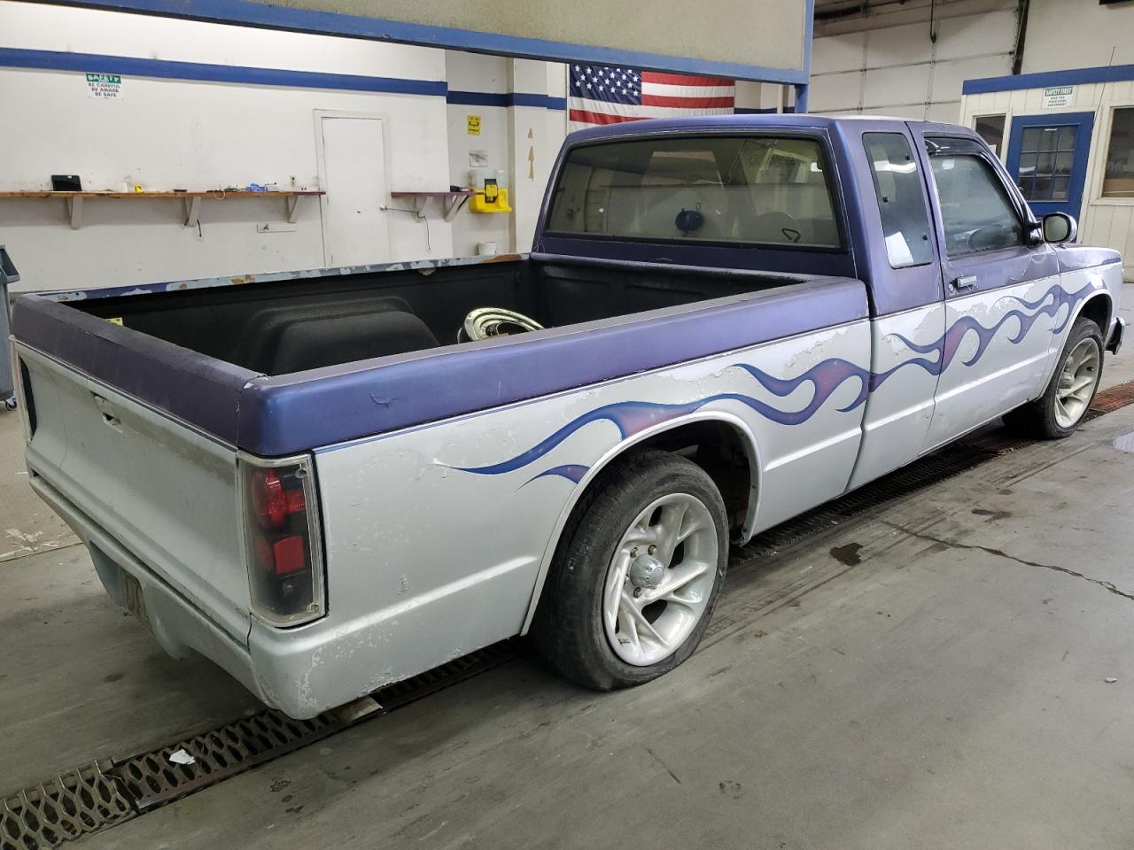 1991 Chevrolet S Truck S10 Two Tone vin: 1GCCS19Z4M2120229