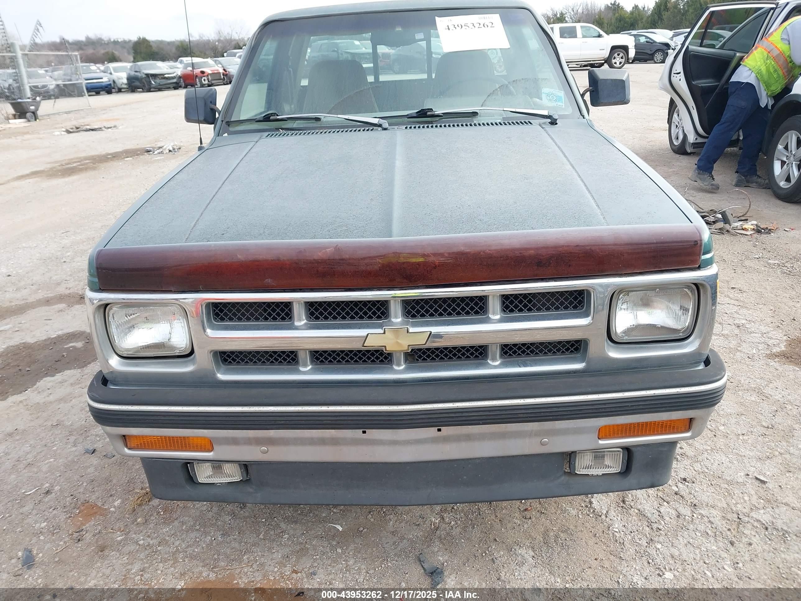 1993 Chevrolet S Truck S10 Green vin: 1GCCS19Z4P8107403