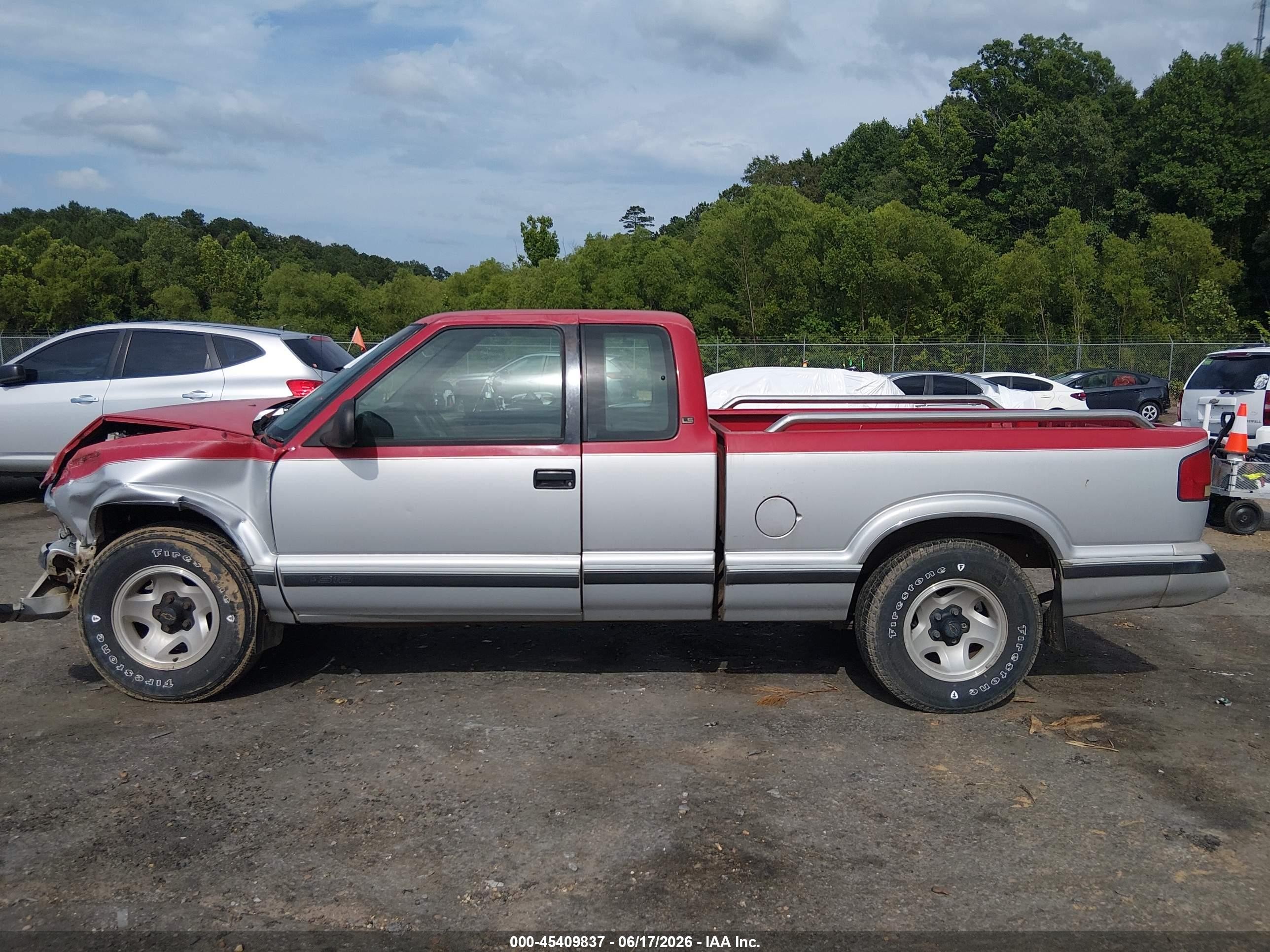 1994 Chevrolet S Truck S10 Silver vin: 1GCCS19Z4R8154482
