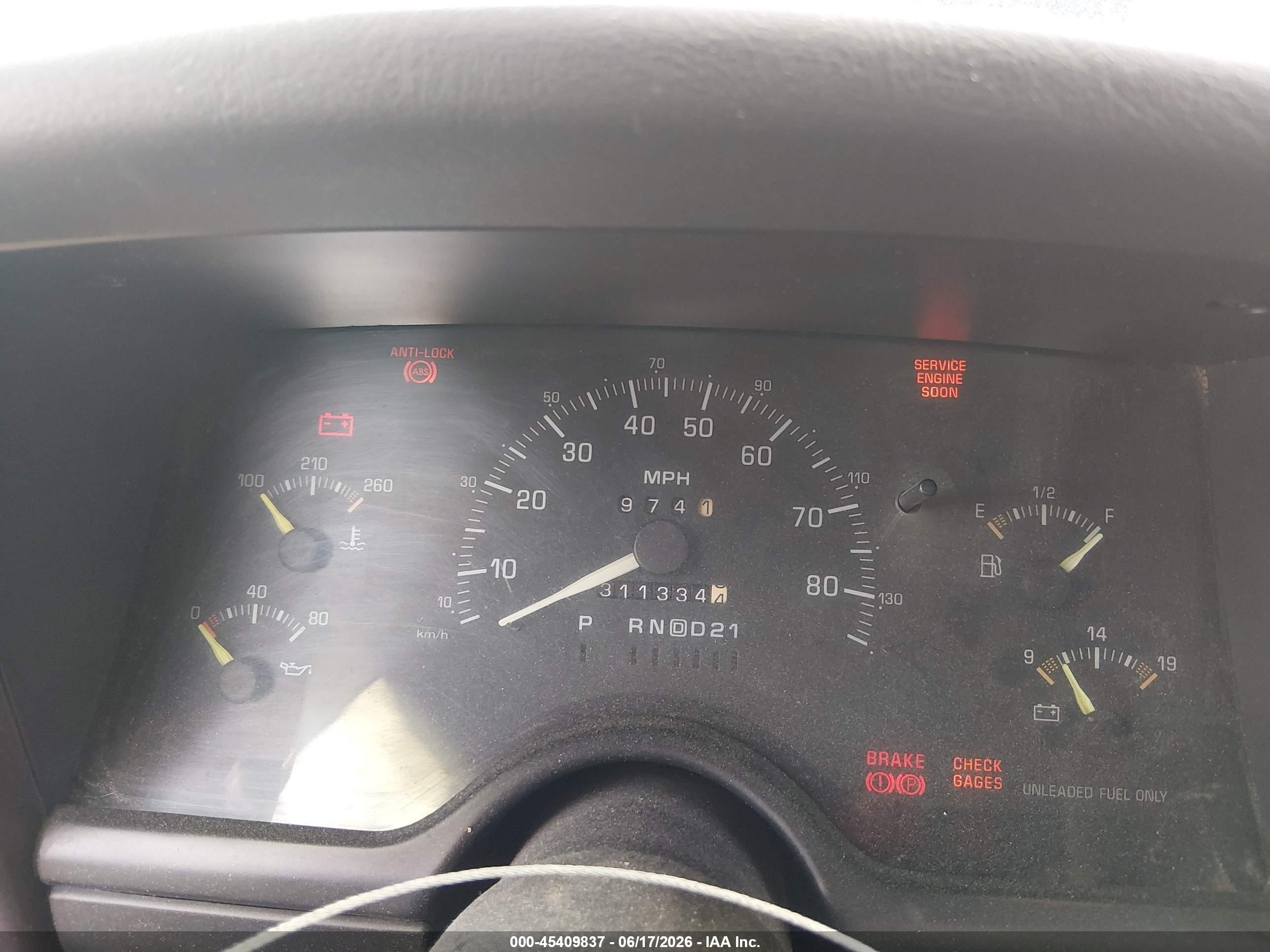 1994 Chevrolet S Truck S10 Silver vin: 1GCCS19Z4R8154482