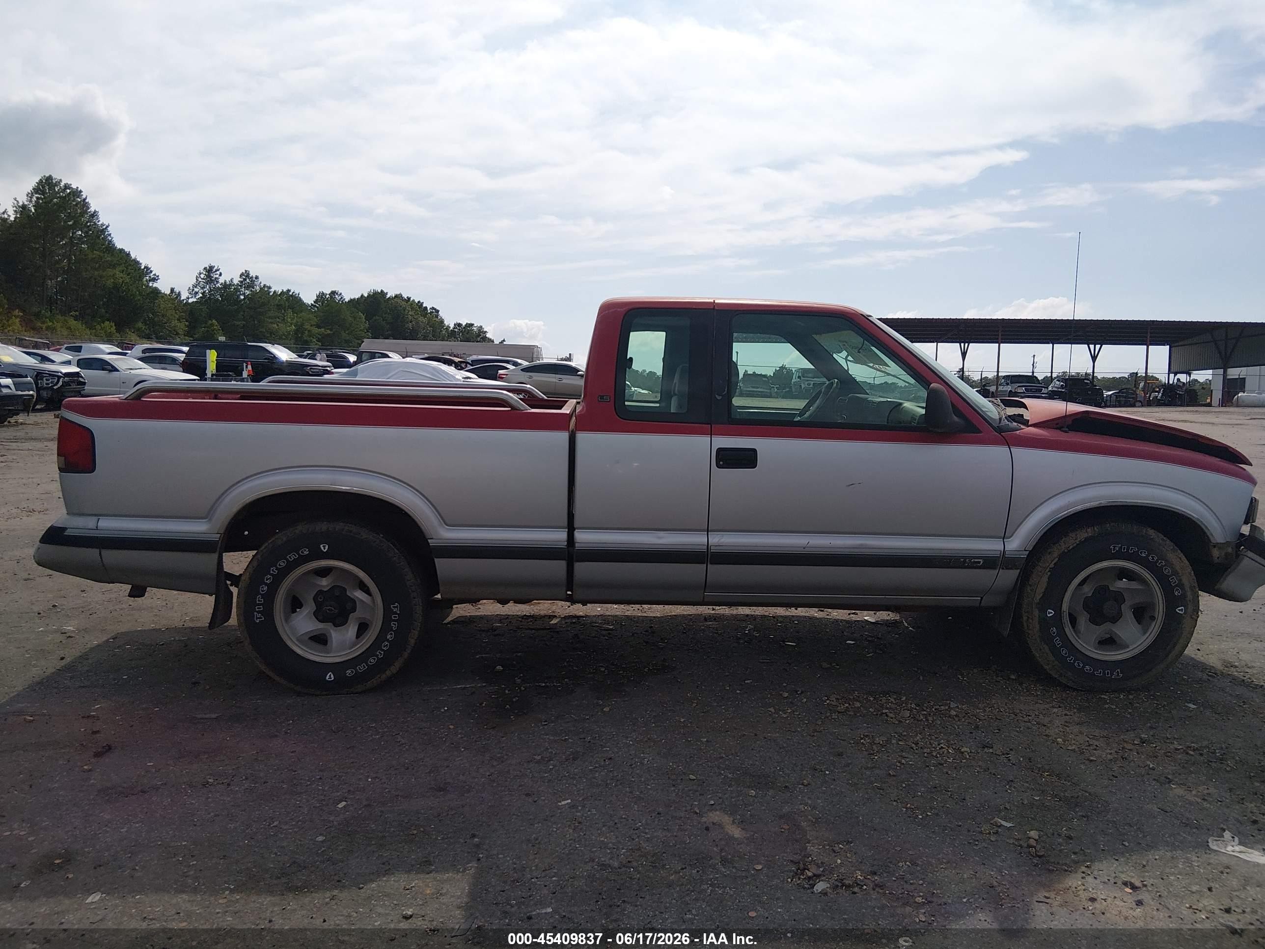 1994 Chevrolet S Truck S10 Silver vin: 1GCCS19Z4R8154482