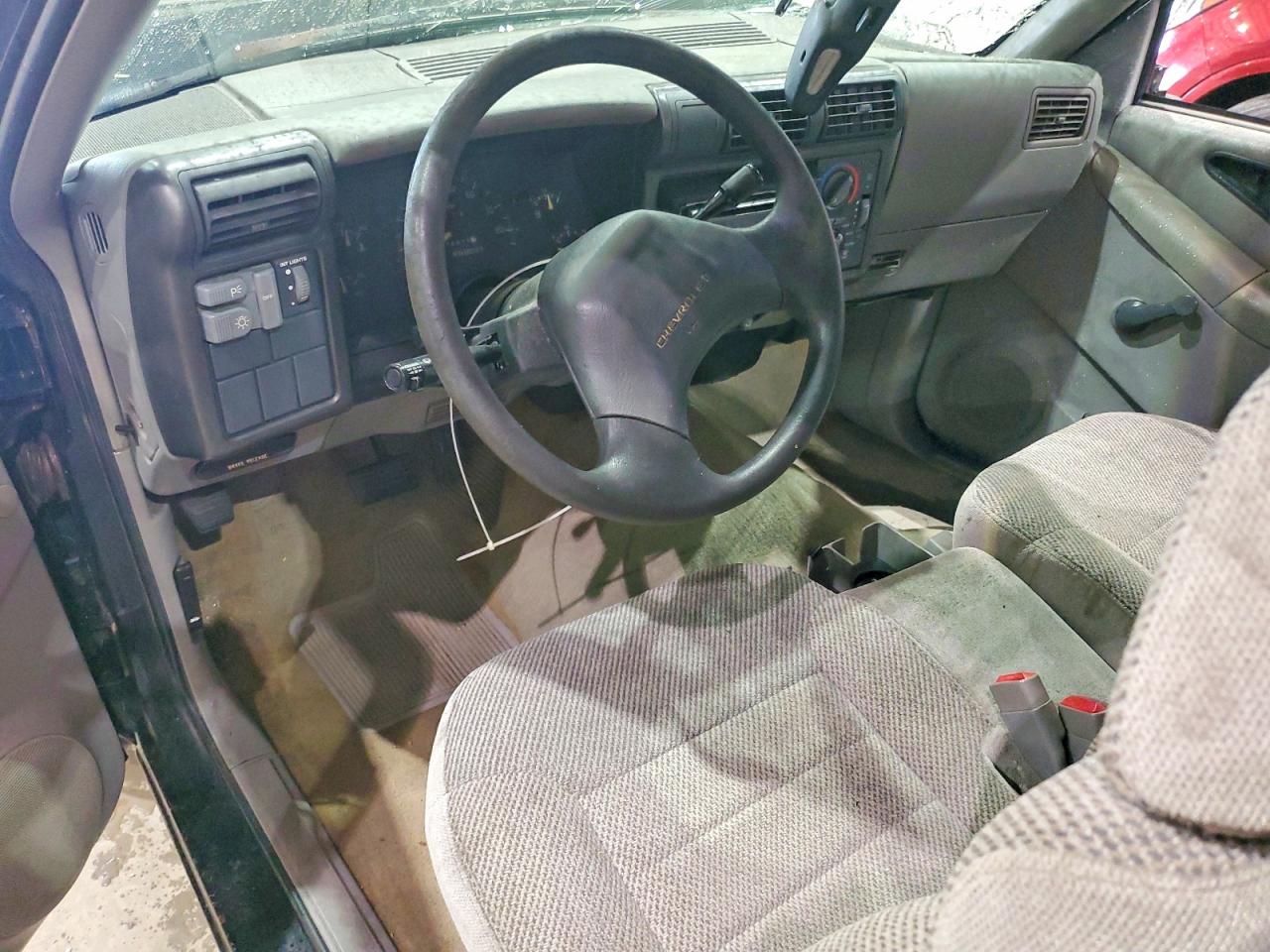 1994 Chevrolet S Truck S10 Black vin: 1GCCS19Z5R8158430