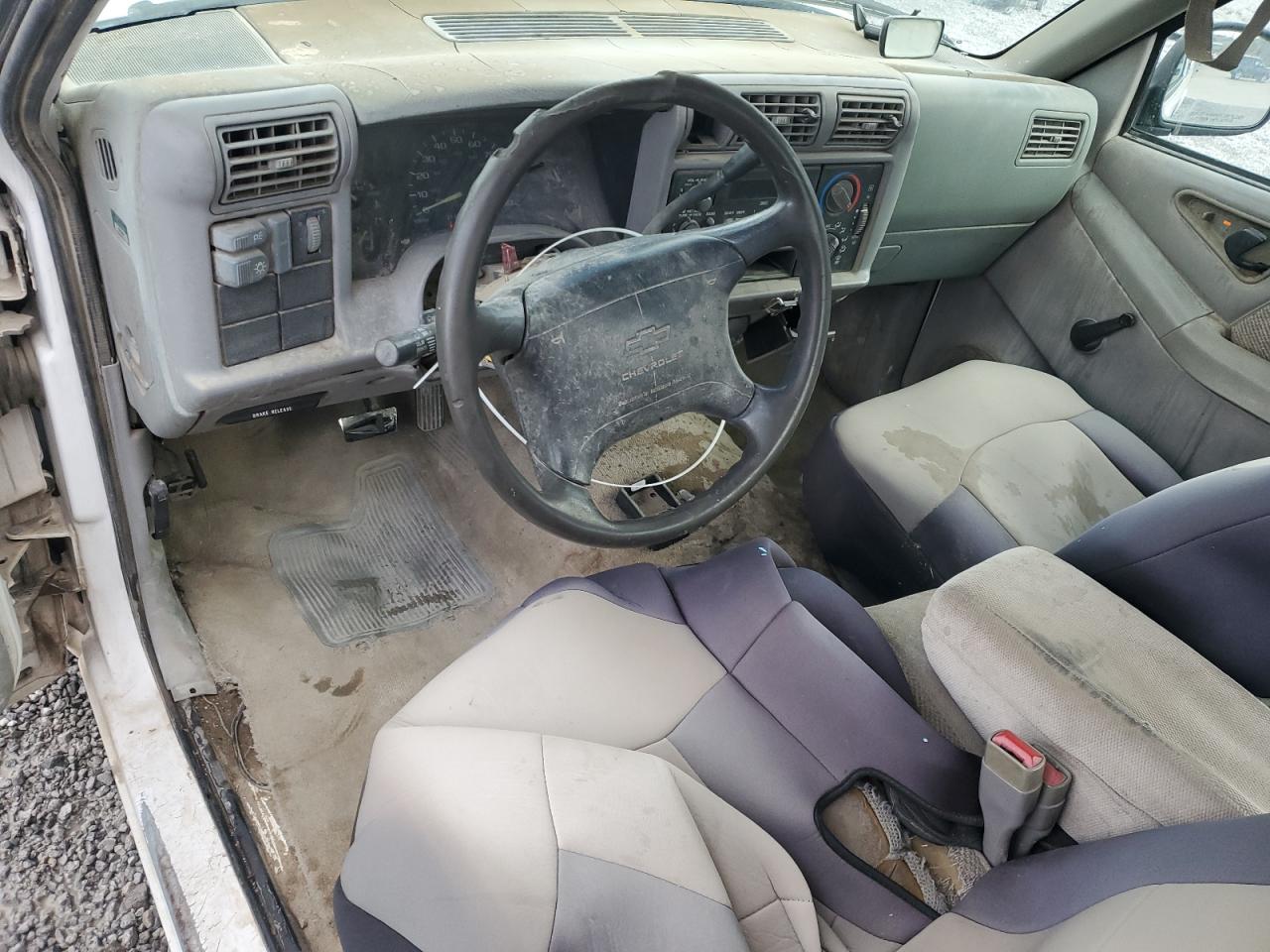 1995 Chevrolet S Truck S10 White vin: 1GCCS19Z5S8264561