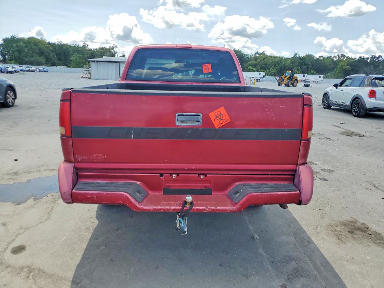 1995 Chevrolet S Truck S10 Red vin: 1GCCS19Z8S8121457