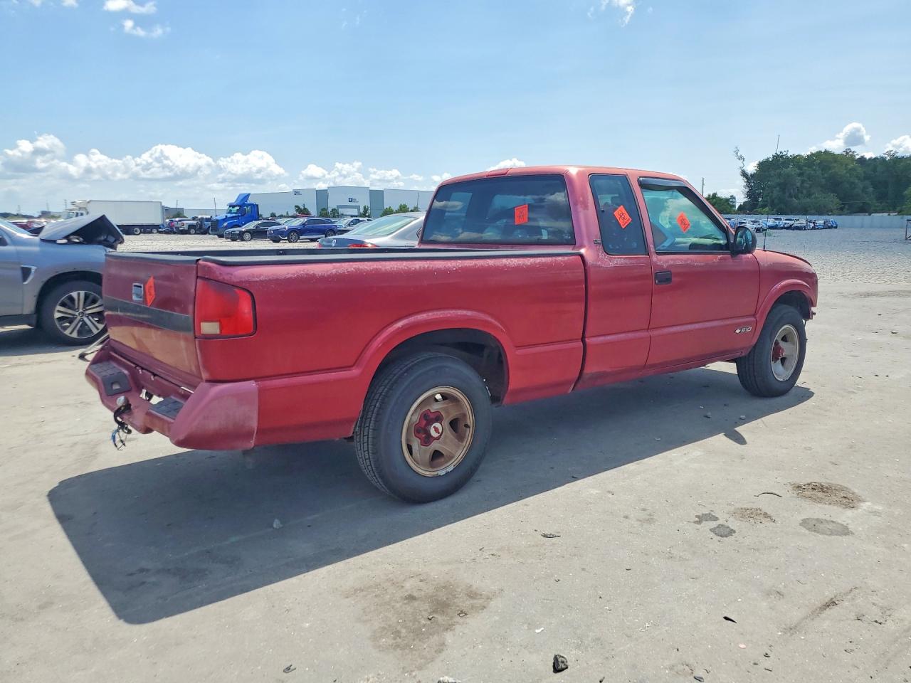 1995 Chevrolet S Truck S10 Red vin: 1GCCS19Z8S8121457