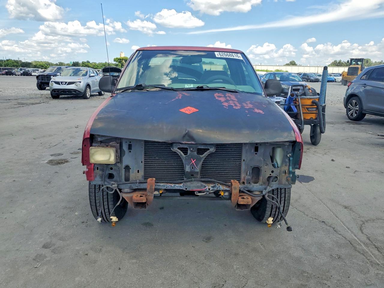 1995 Chevrolet S Truck S10 Red vin: 1GCCS19Z8S8121457