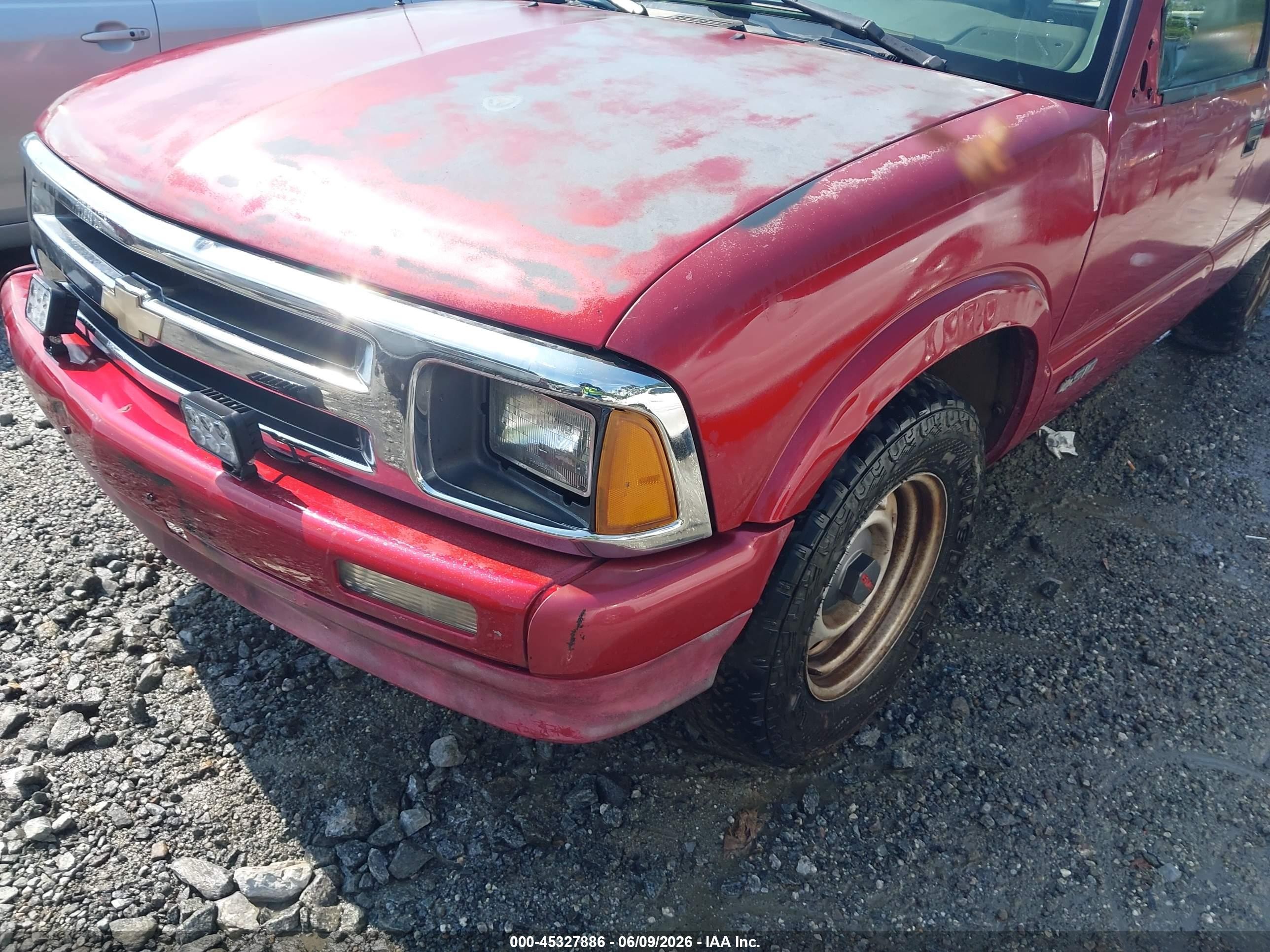 1994 Chevrolet S Truck S10 Red vin: 1GCCS19ZXR8219500