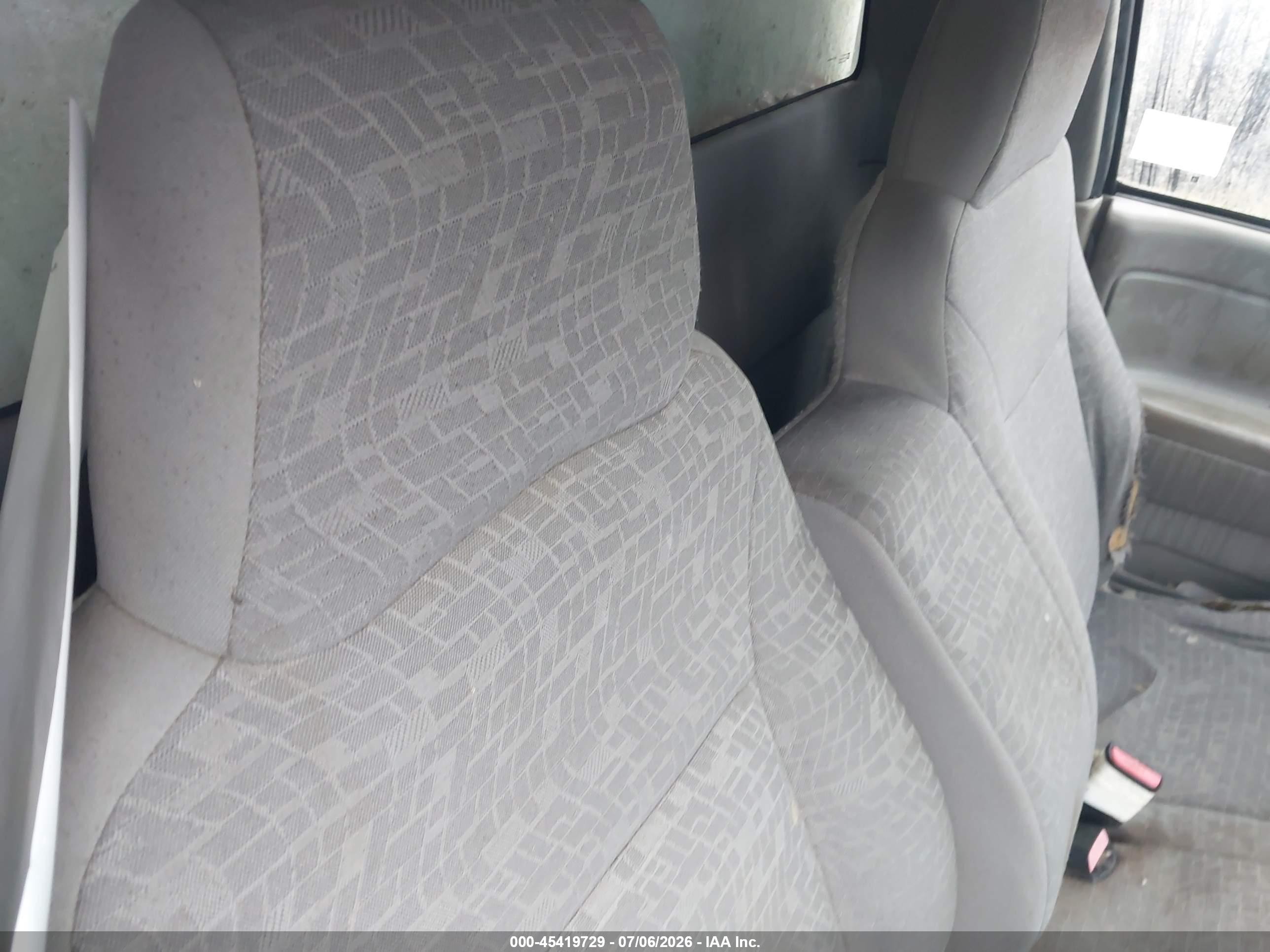 2008 Chevrolet Colorado Ls White vin: 1GCCS249788187830