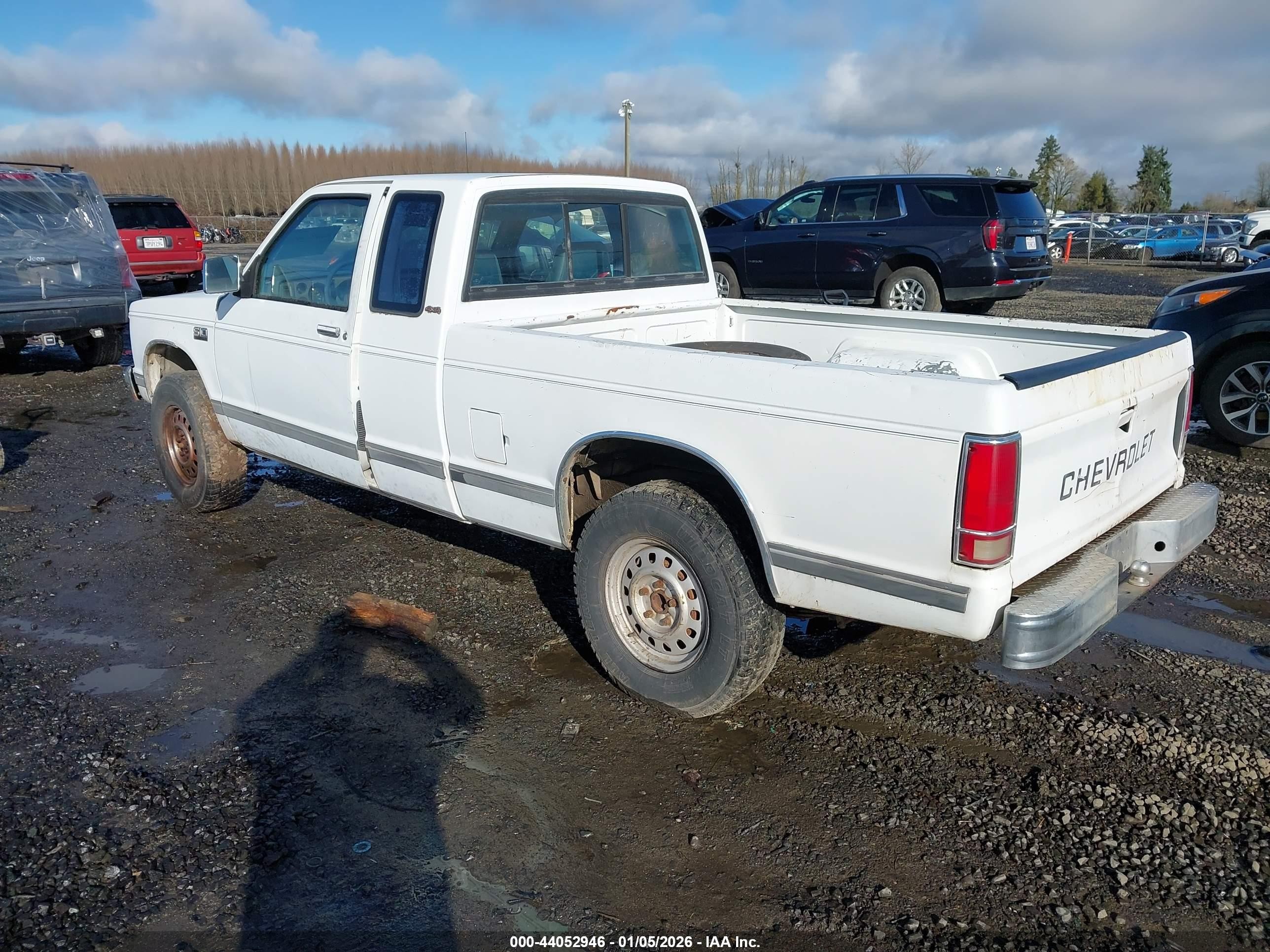 1985 Chevrolet S Truck S10 White vin: 1GCCT14B1F8237788