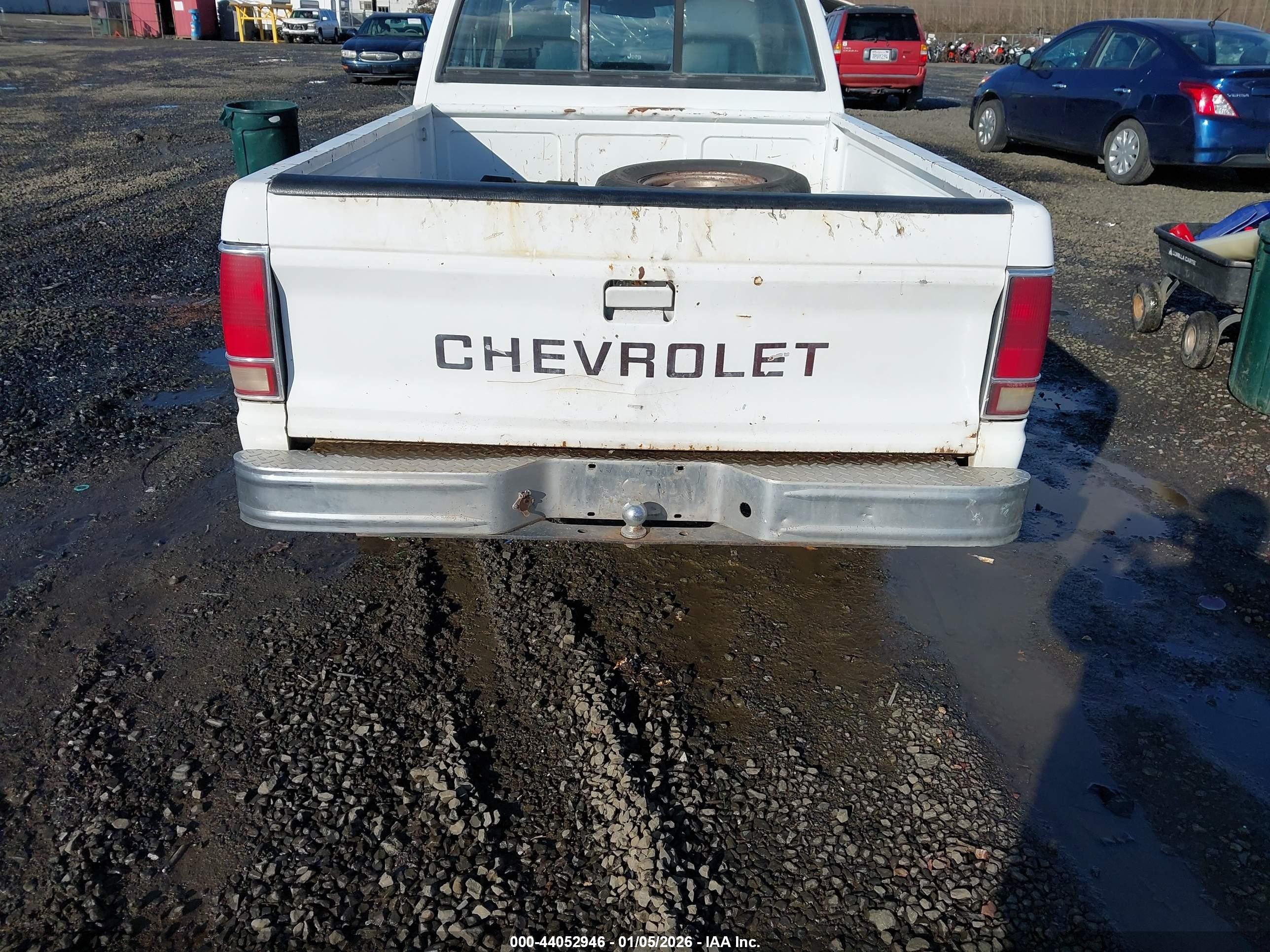 1985 Chevrolet S Truck S10 White vin: 1GCCT14B1F8237788