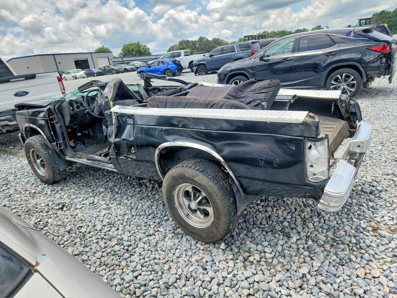 1984 Chevrolet S Truck S10 Black vin: 1GCCT14B3E2129559