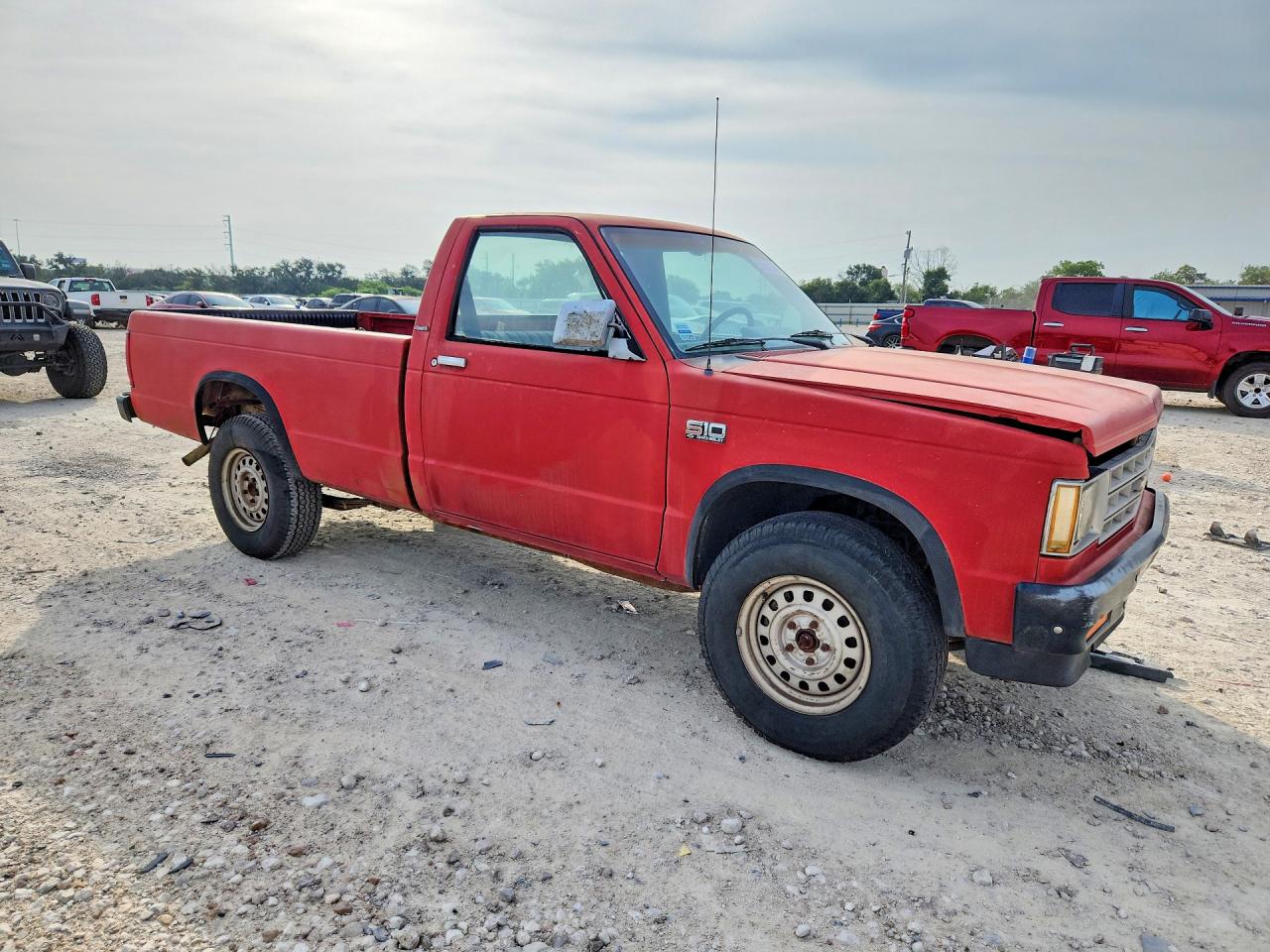 1987 Chevrolet S Truck S10 Red vin: 1GCCT14R2H8172868