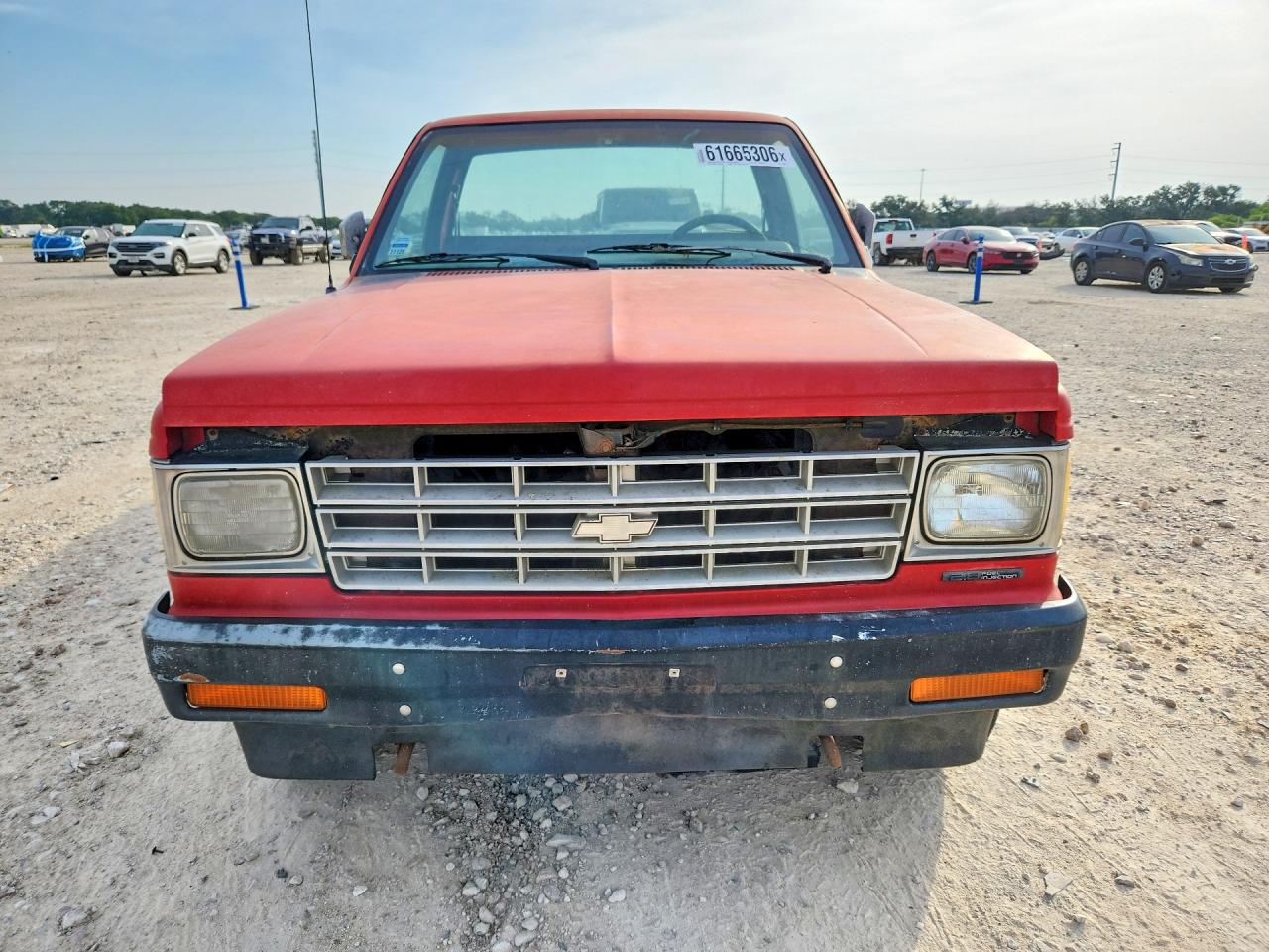 1987 Chevrolet S Truck S10 Red vin: 1GCCT14R2H8172868