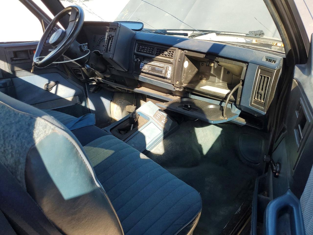 1987 Chevrolet S Truck S10 Gray vin: 1GCCT14R6H2165246
