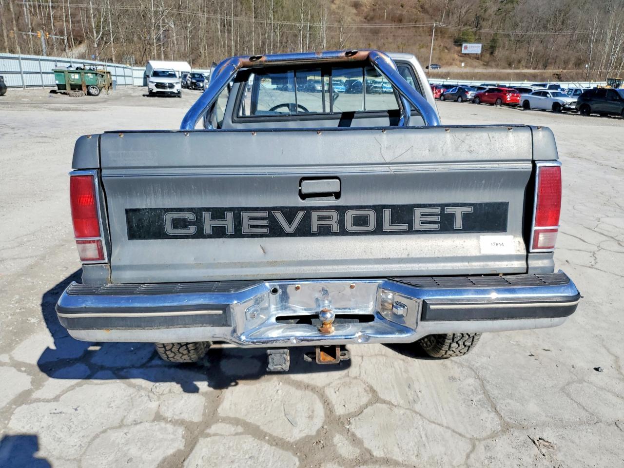 1987 Chevrolet S Truck S10 Gray vin: 1GCCT14R6H2165246