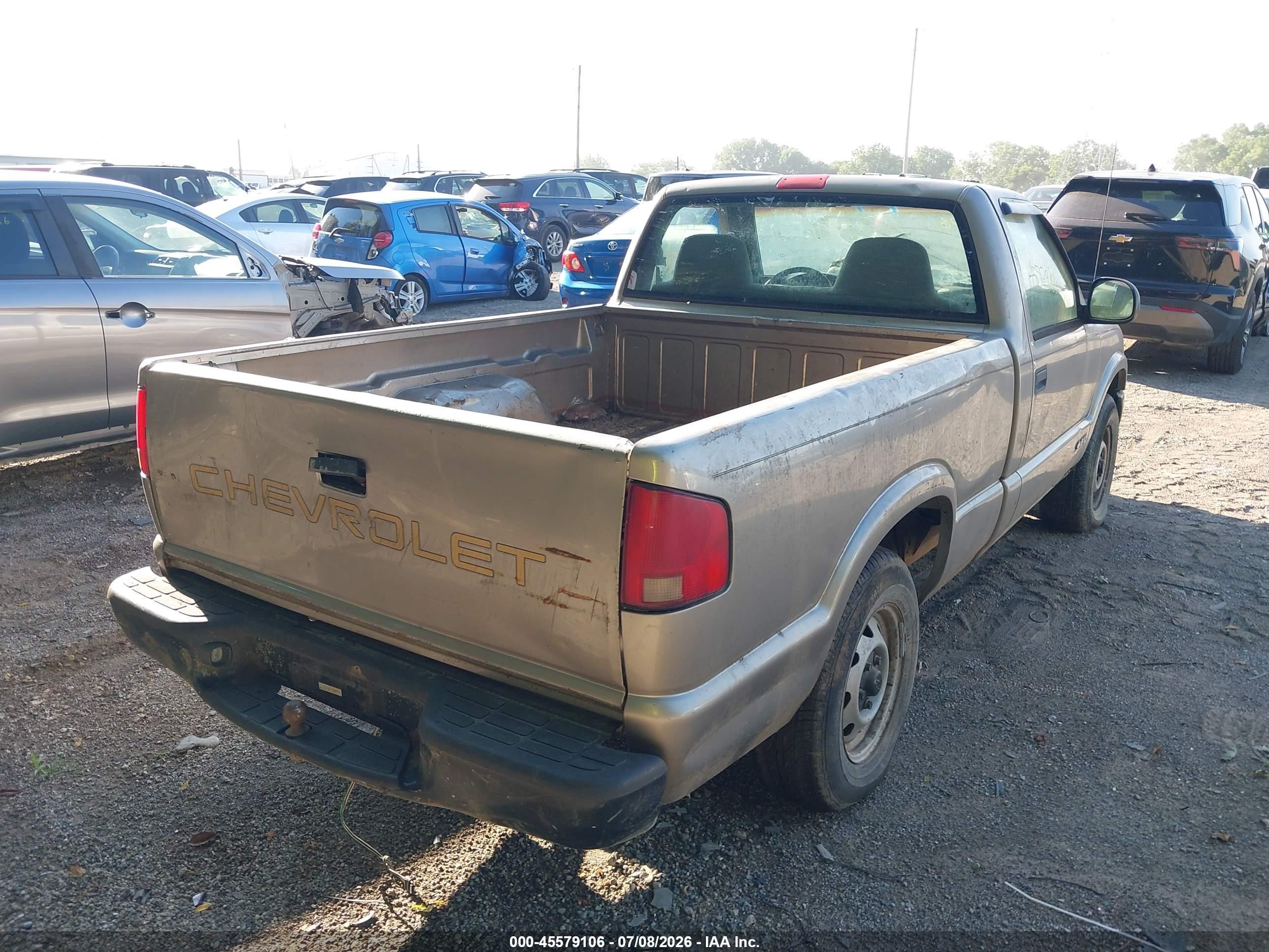 1998 Chevrolet S-10 Fleetside Pewter vin: 1GCCT14X2WK130988