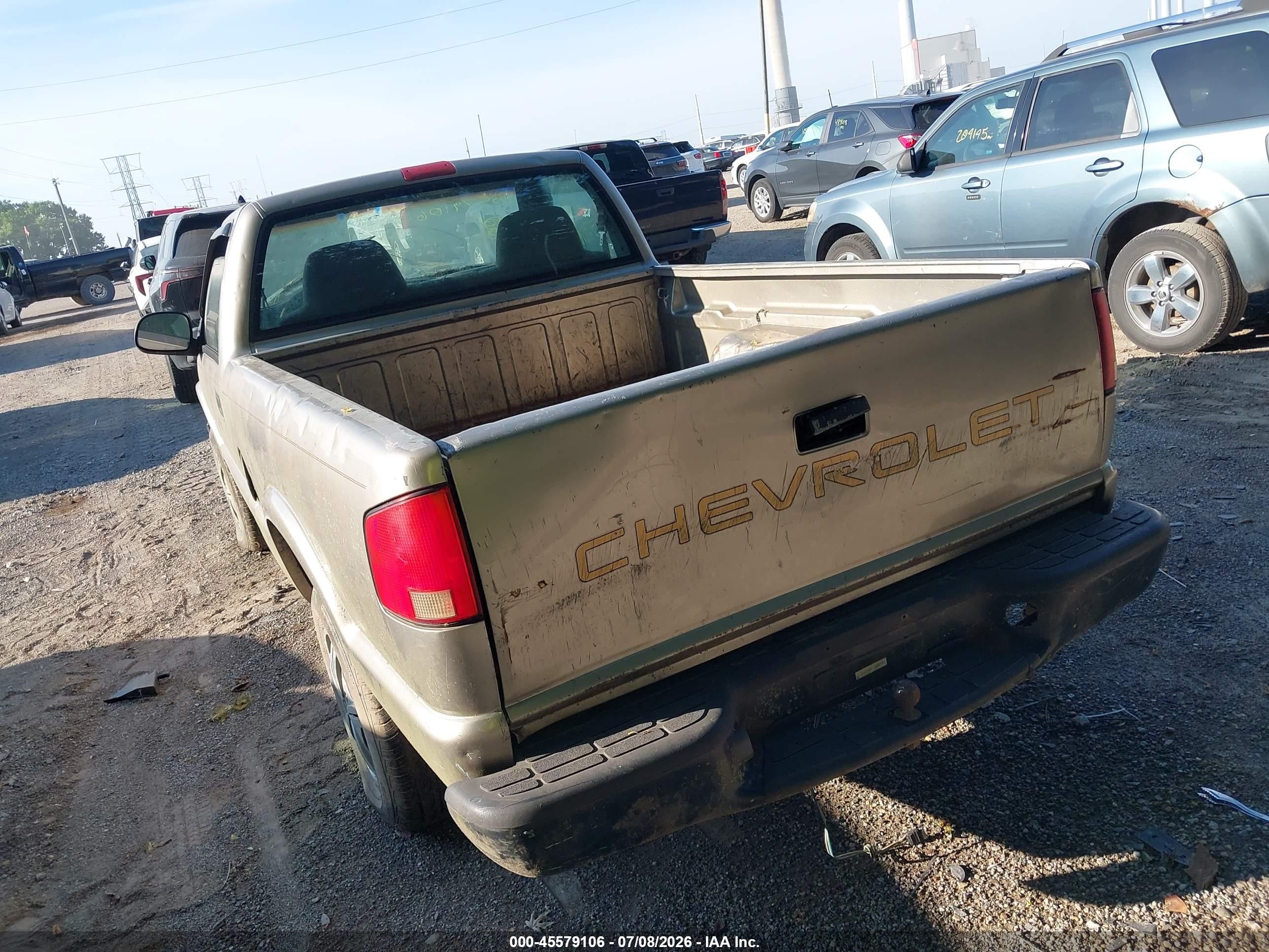 1998 Chevrolet S-10 Fleetside Pewter vin: 1GCCT14X2WK130988
