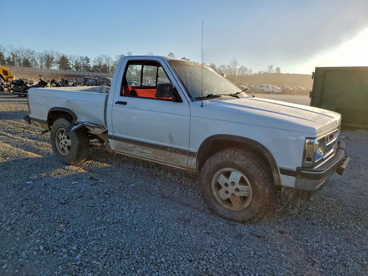 1991 Chevrolet S Truck S10 White vin: 1GCCT14Z4M8248729