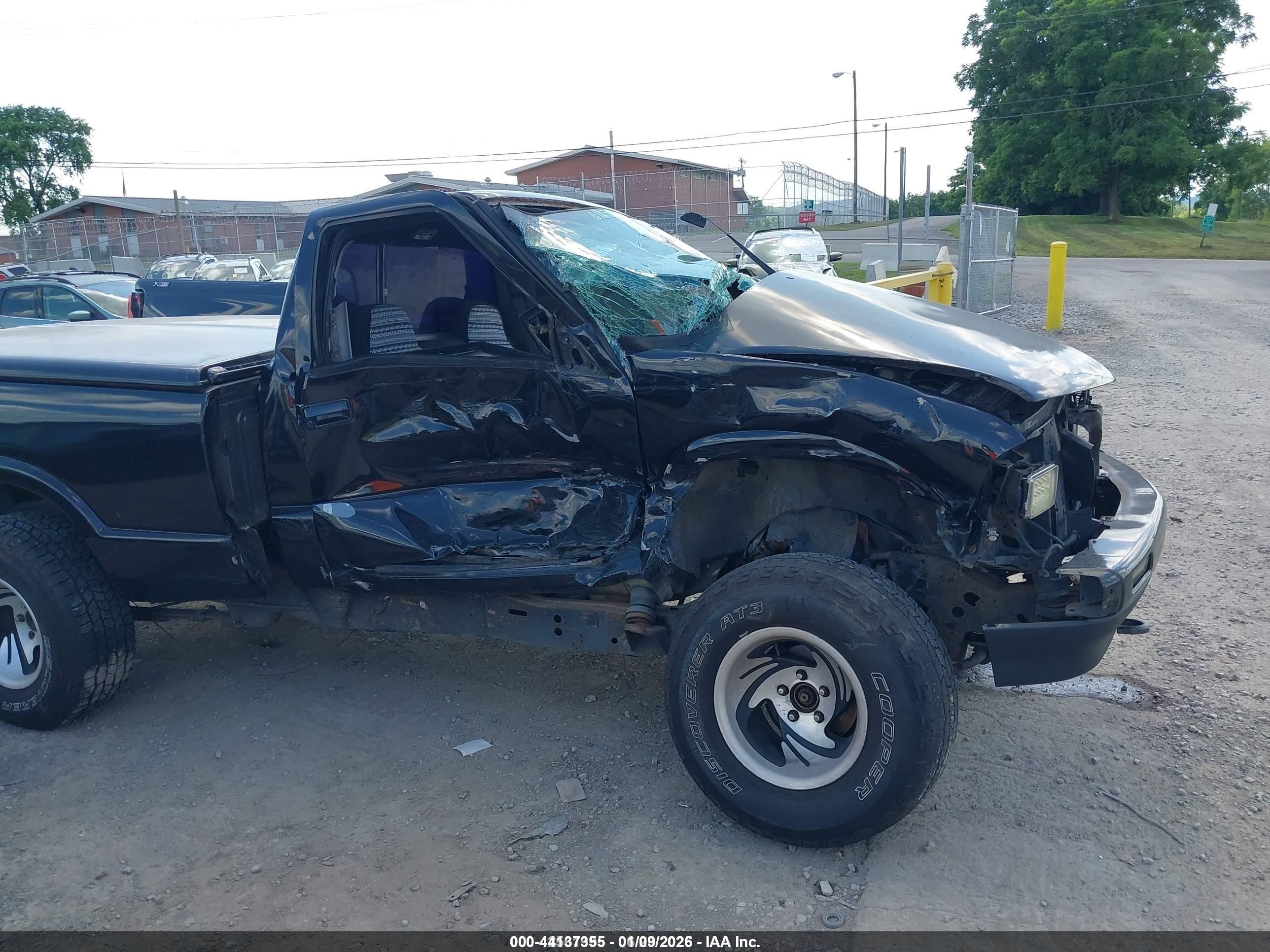 1994 Chevrolet S Truck S10 Black vin: 1GCCT14Z6RK159755
