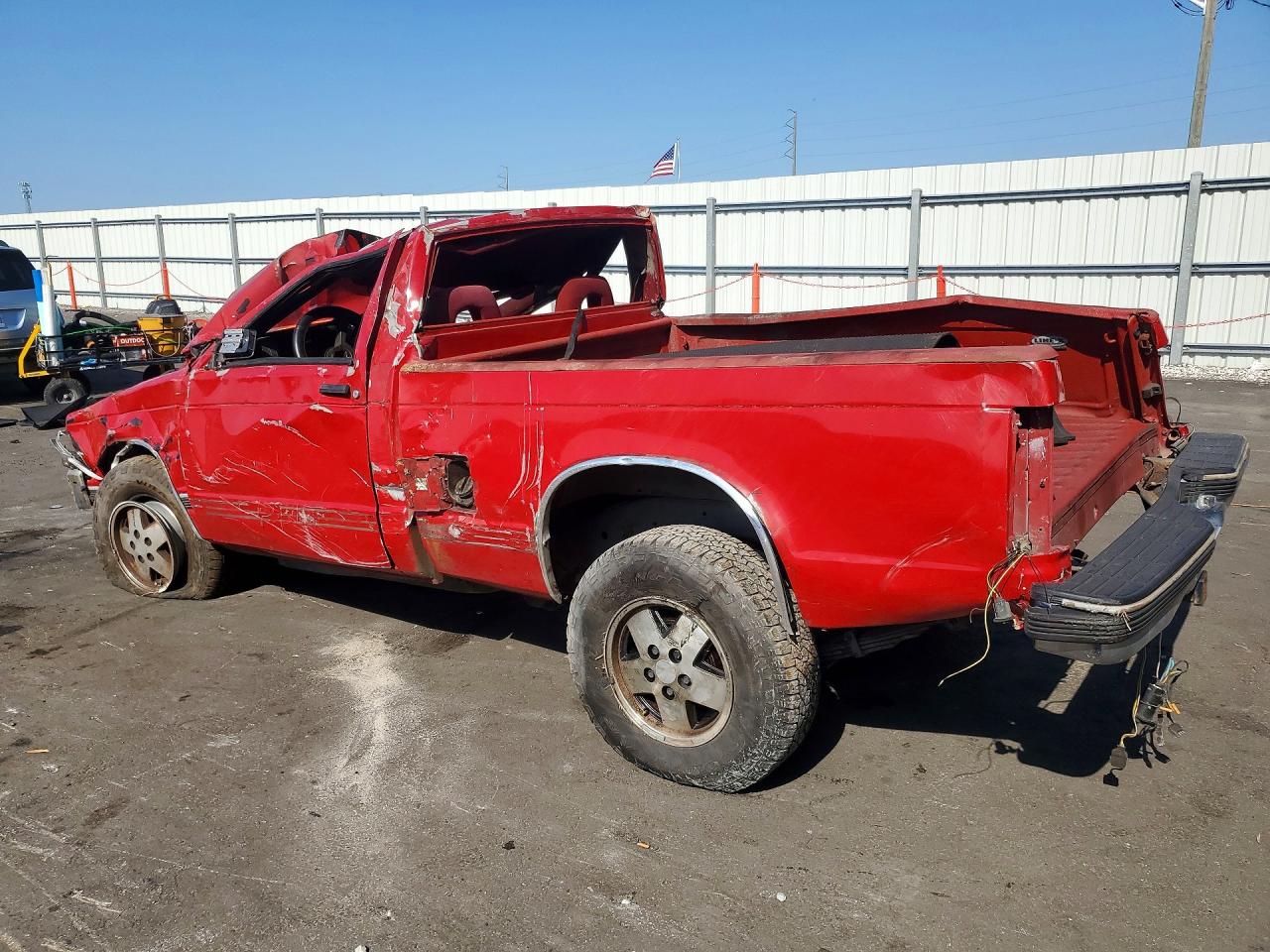 1992 Chevrolet S Truck S10 Red vin: 1GCCT14Z7N0118105