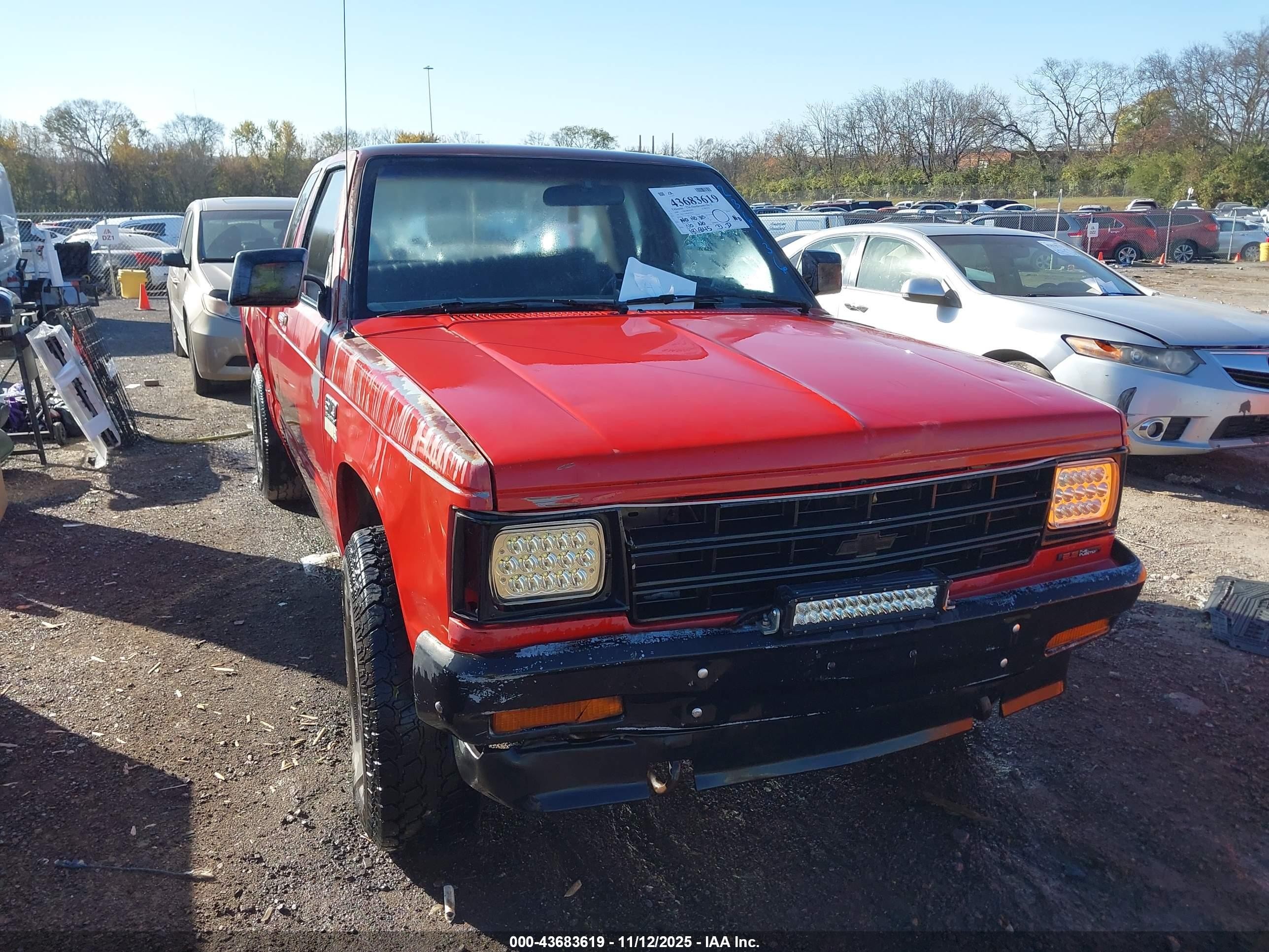 1988 Chevrolet S Truck S10 Red vin: 1GCCT19RXJ8236136