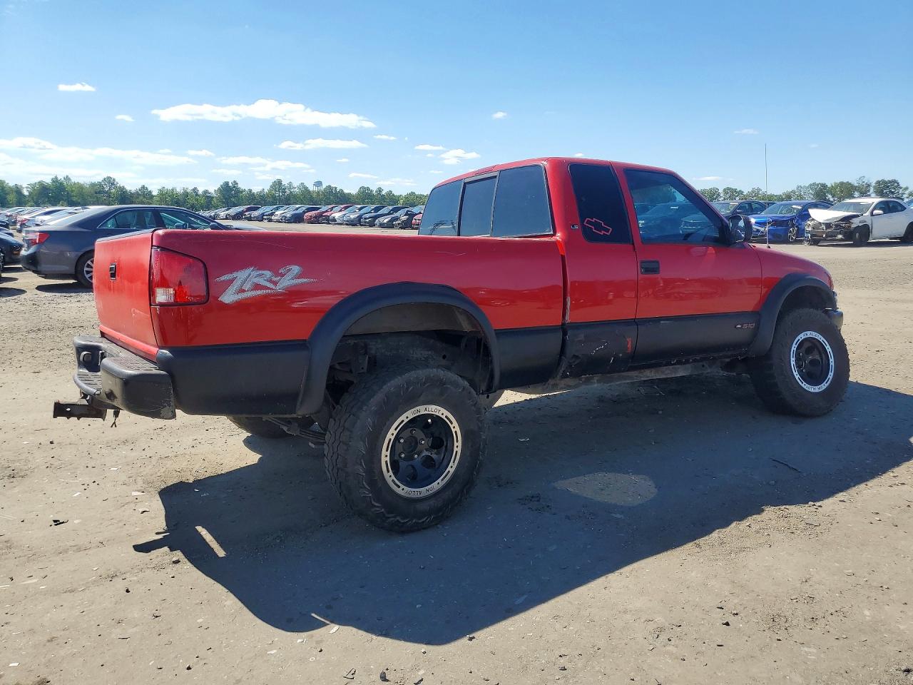1999 Chevrolet S Truck S10 Red vin: 1GCCT19W4X8161920