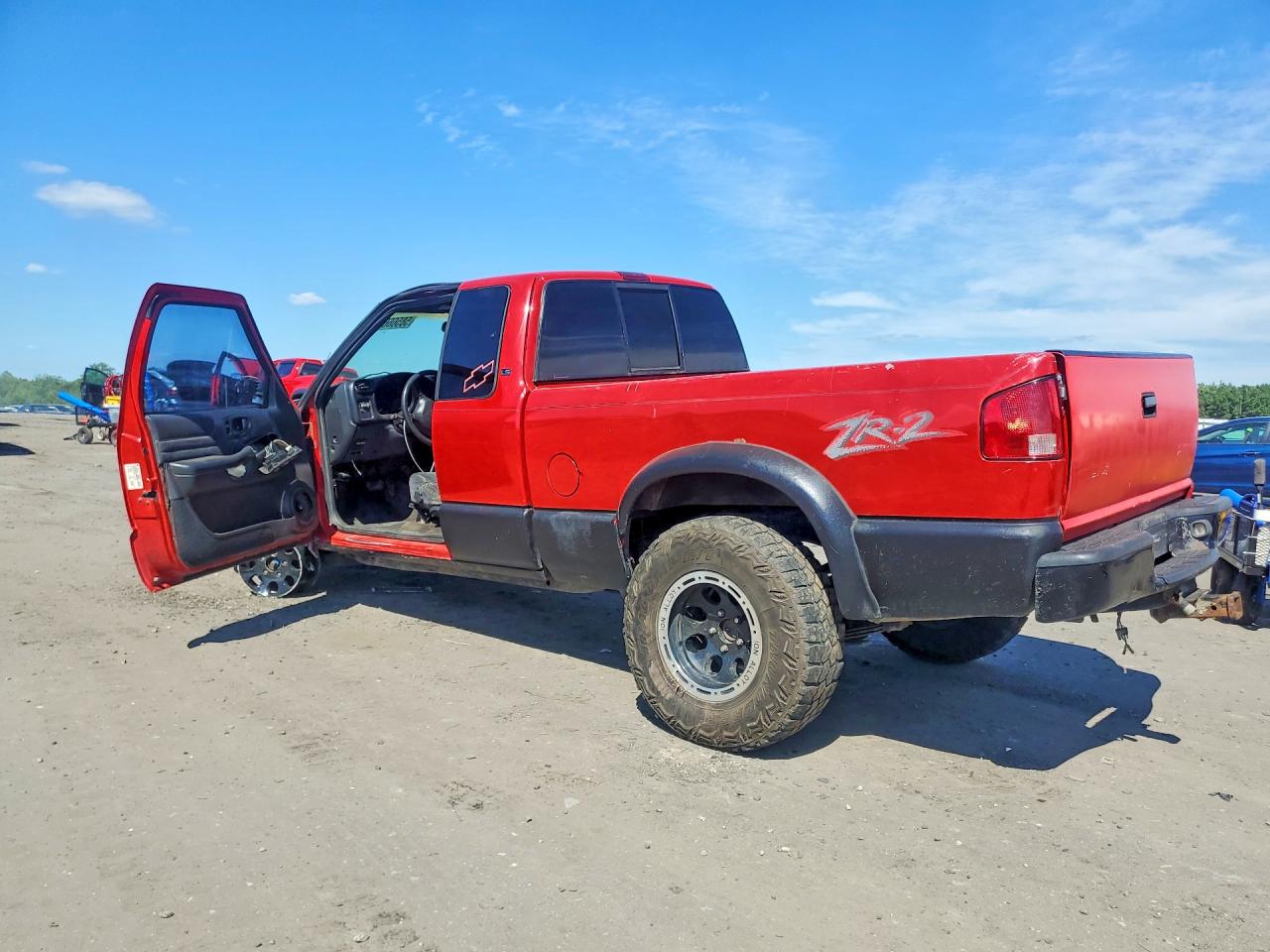 1999 Chevrolet S Truck S10 Red vin: 1GCCT19W4X8161920