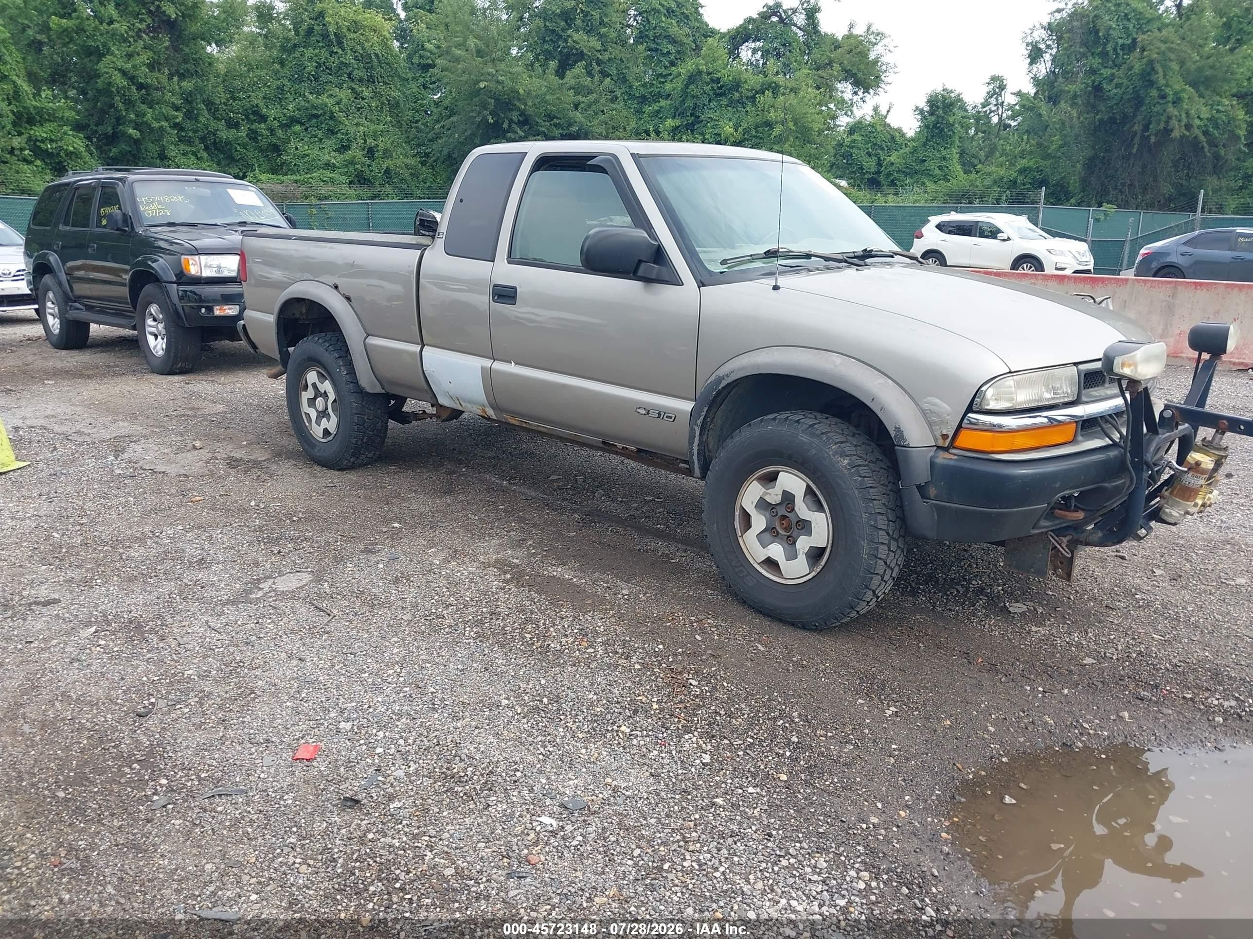 2000 Chevrolet S-10 Ls Brown vin: 1GCCT19W4Y8212947
