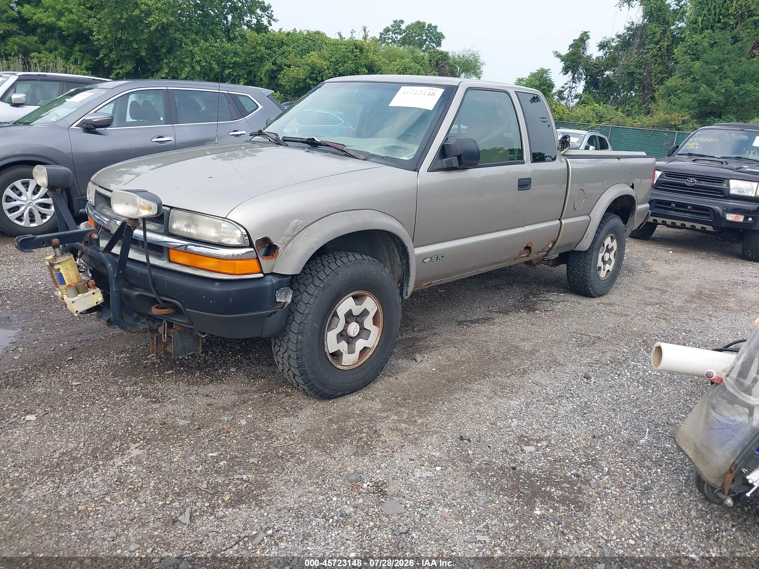 2000 Chevrolet S-10 Ls Brown vin: 1GCCT19W4Y8212947