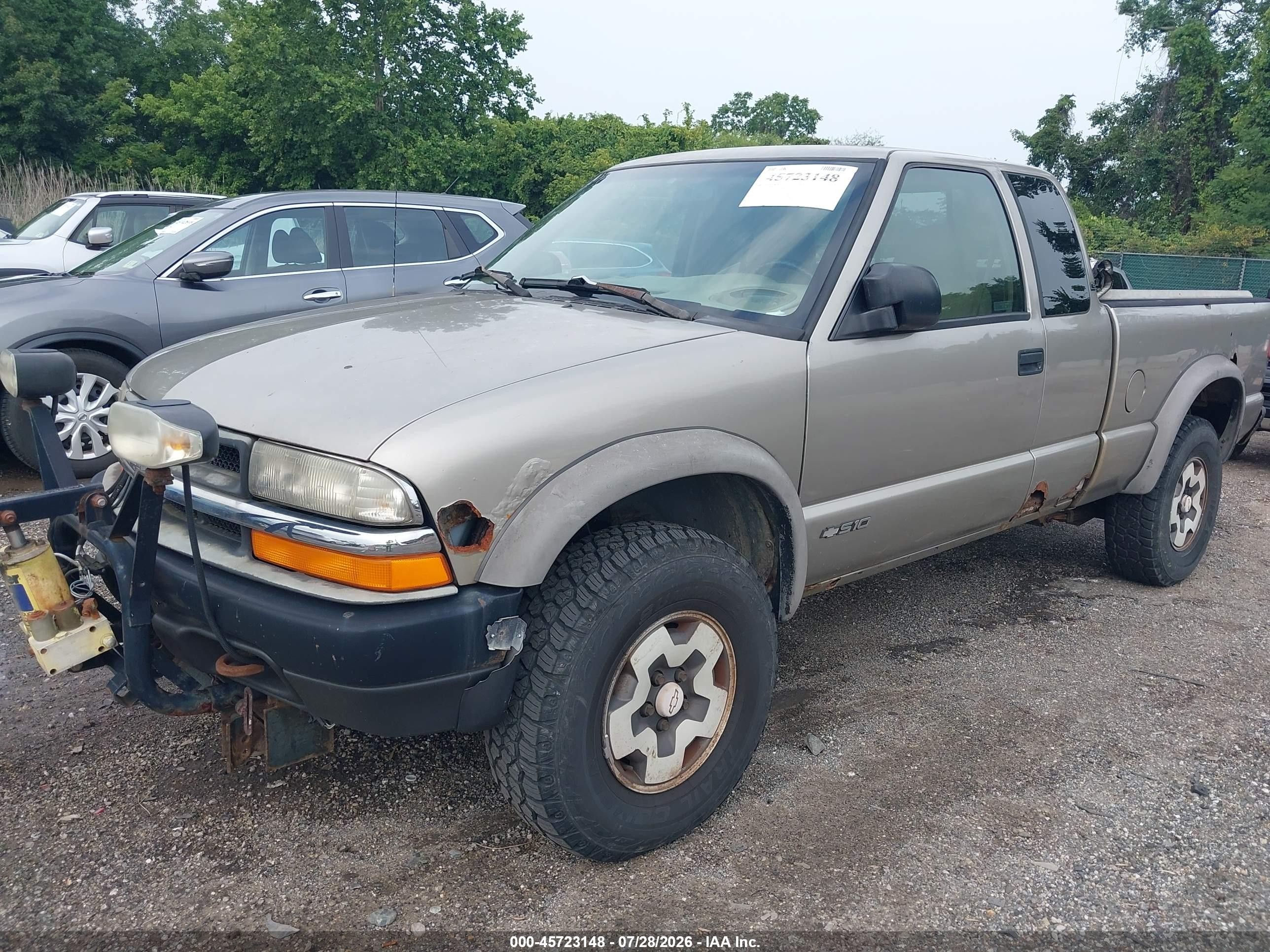 2000 Chevrolet S-10 Ls Brown vin: 1GCCT19W4Y8212947