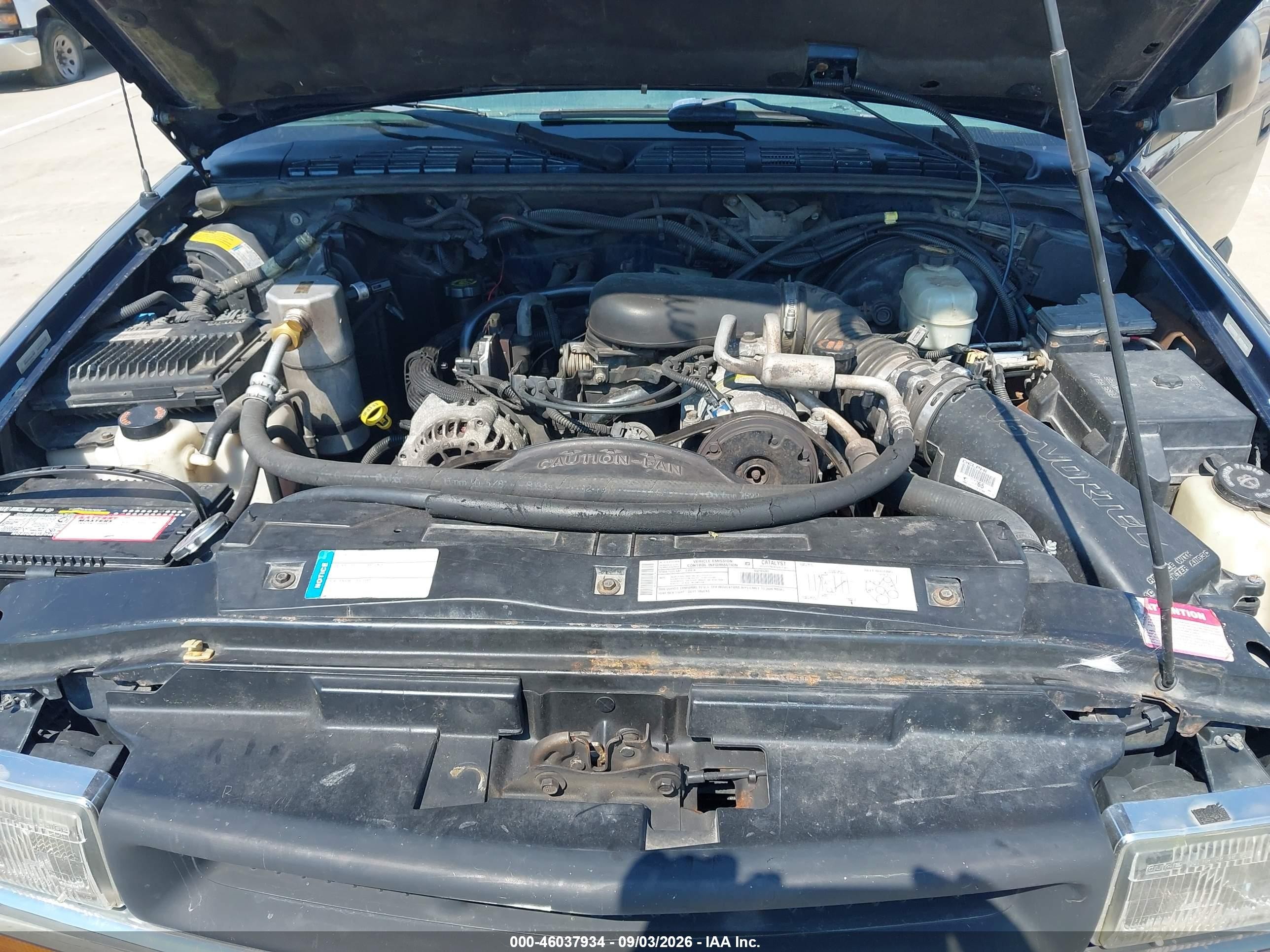 2000 Chevrolet S-10 Ls Blue vin: 1GCCT19W6Y8299041