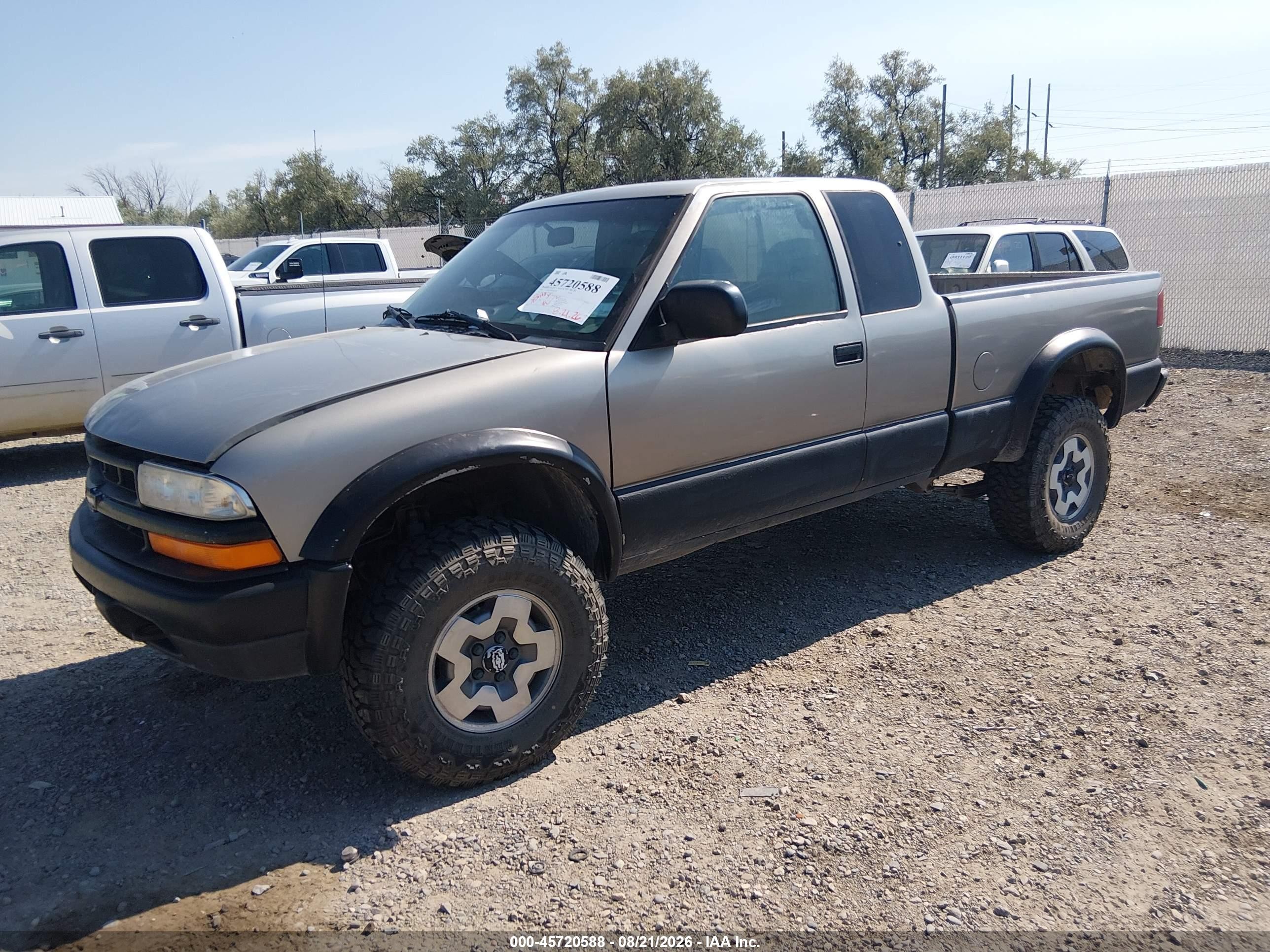 2001 Chevrolet S-10 Ls Brown vin: 1GCCT19W718150014