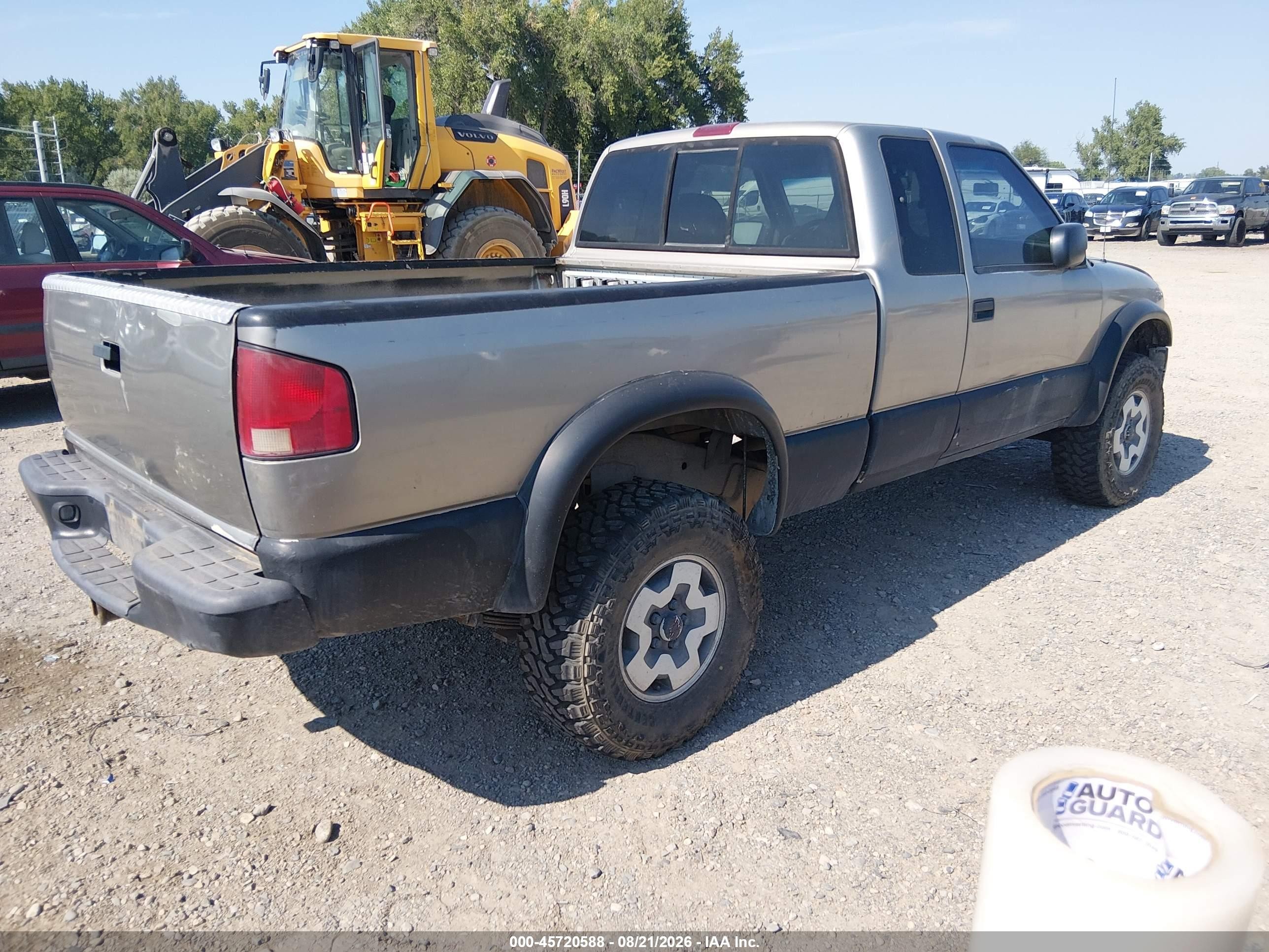 2001 Chevrolet S-10 Ls Brown vin: 1GCCT19W718150014