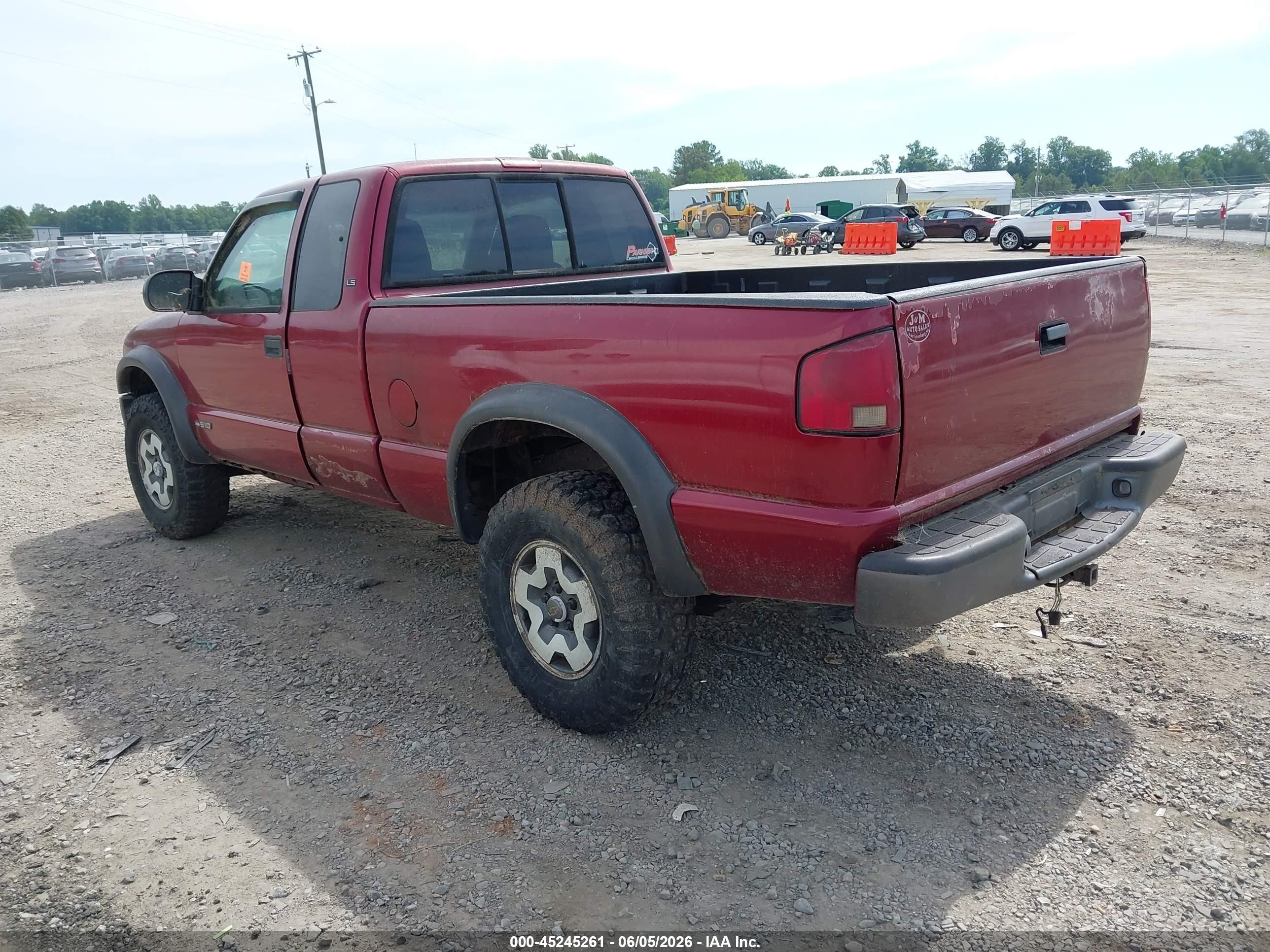 2001 Chevrolet S-10 Ls Red vin: 1GCCT19W718240182