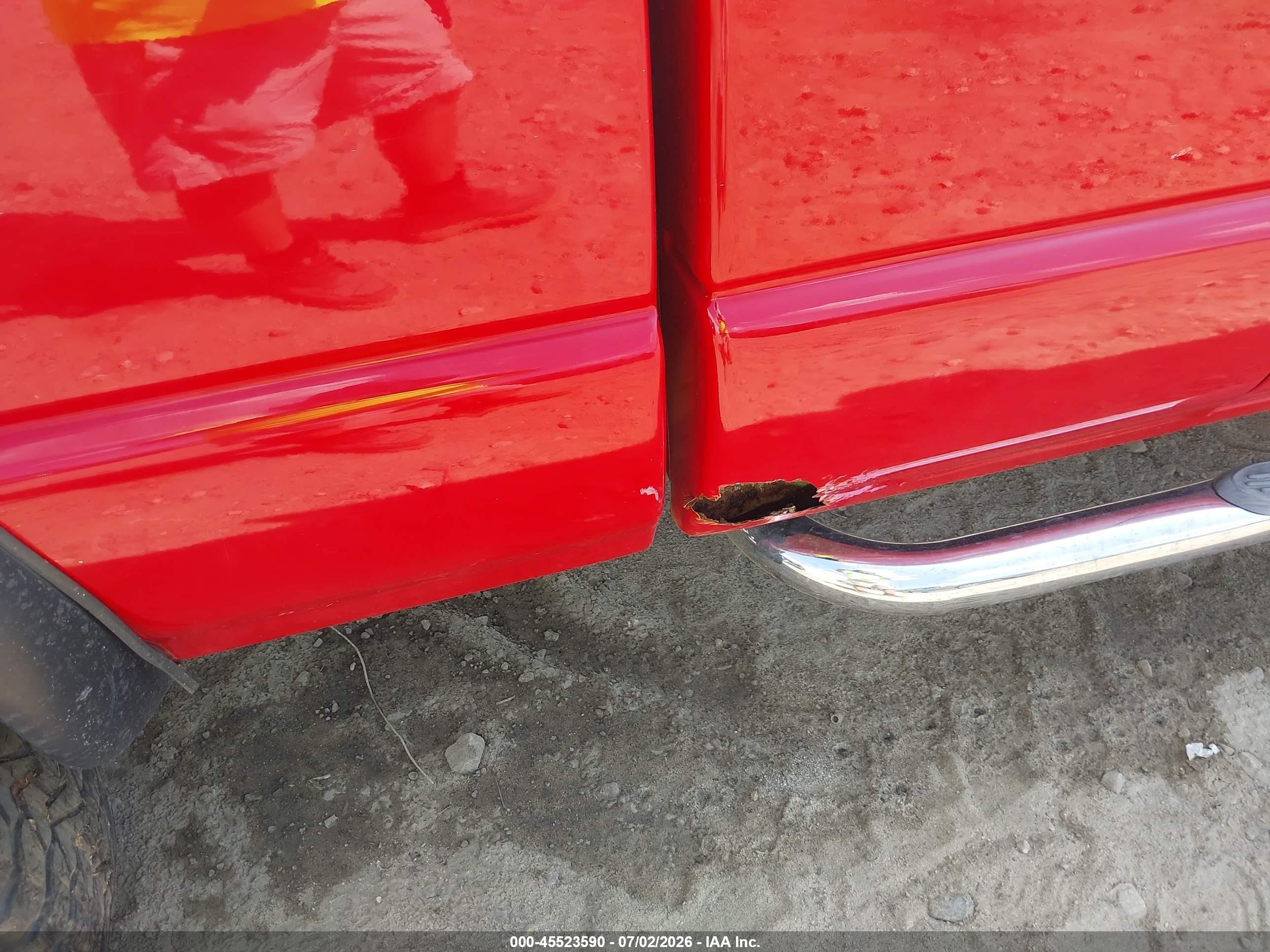 2000 Chevrolet S-10 Ls Red vin: 1GCCT19W8Y8141817