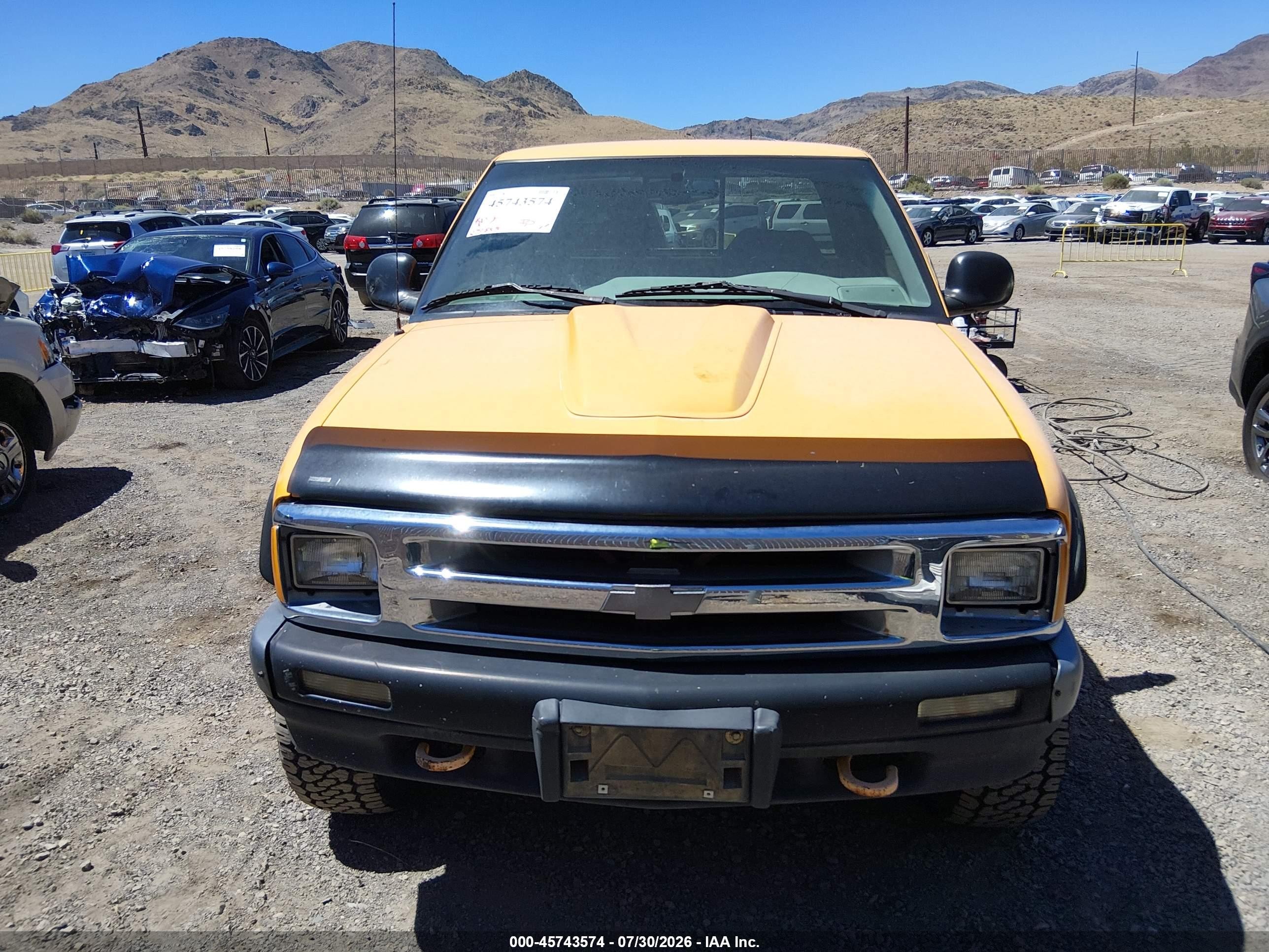 1995 Chevrolet S Truck S10 Orange vin: 1GCCT19WXS8222308