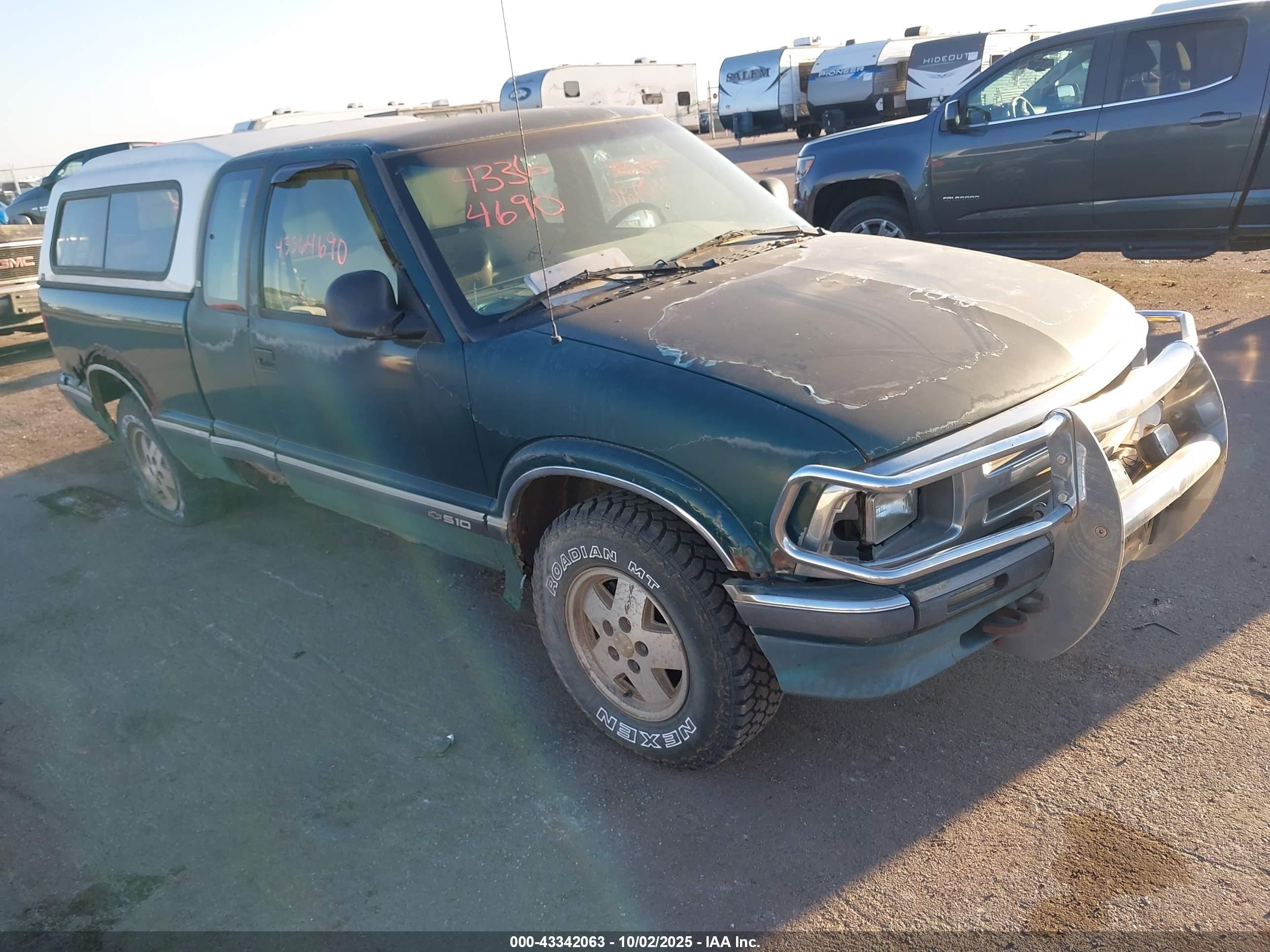 1996 Chevrolet S Truck S10 Green vin: 1GCCT19X1T8105176