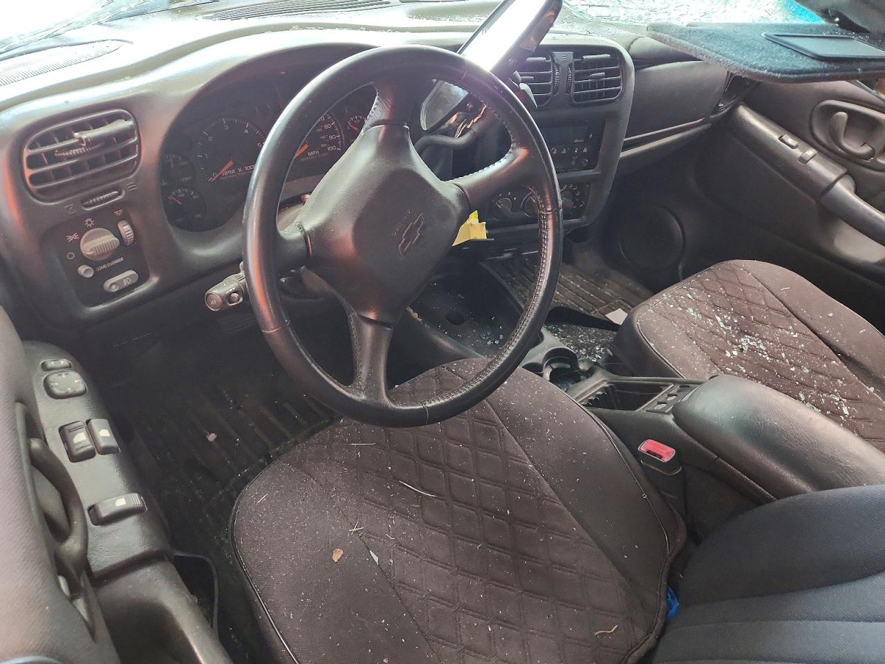 2003 Chevrolet S Truck S10 Beige vin: 1GCCT19X238289897