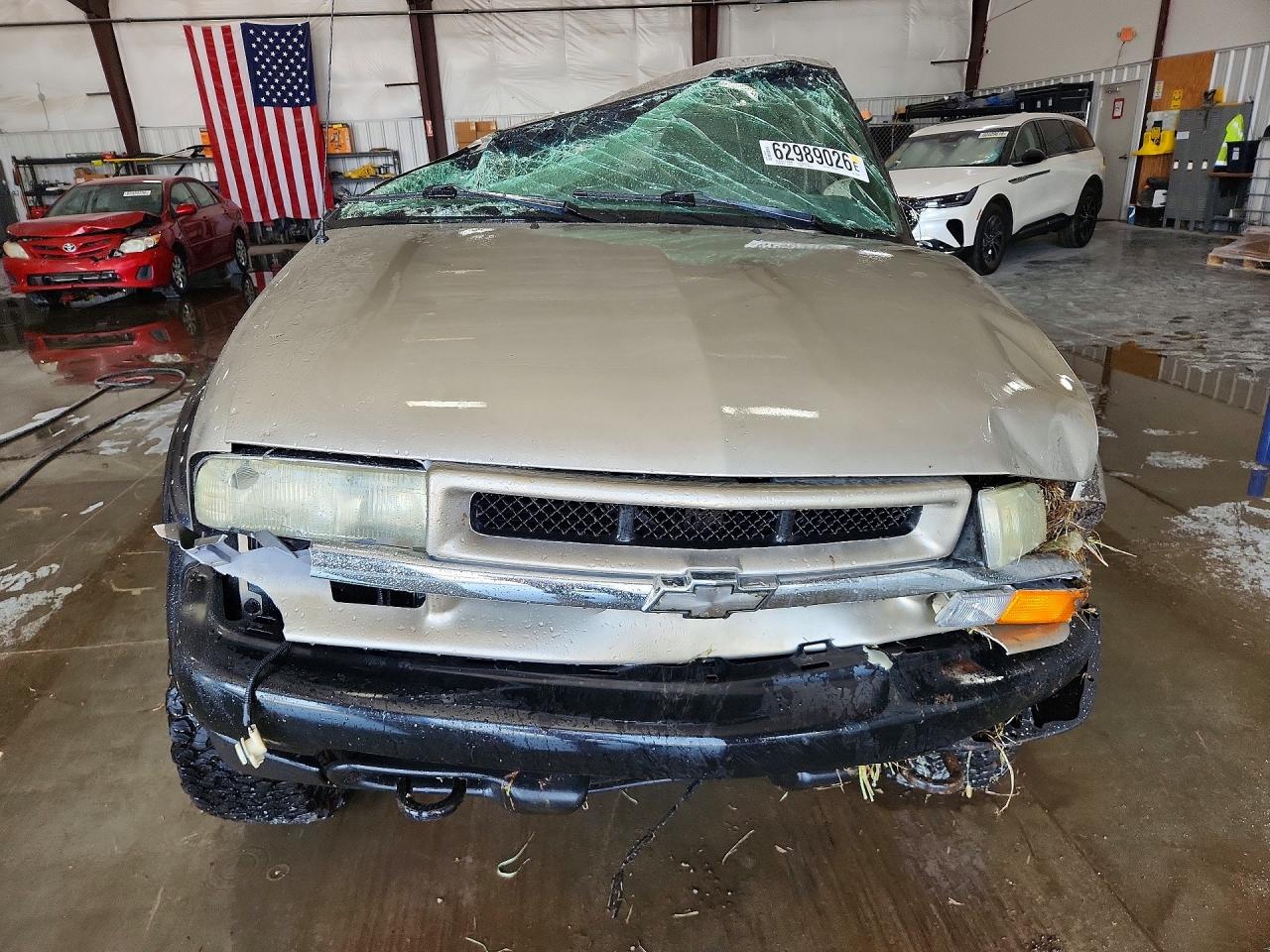 2003 Chevrolet S Truck S10 Beige vin: 1GCCT19X238289897