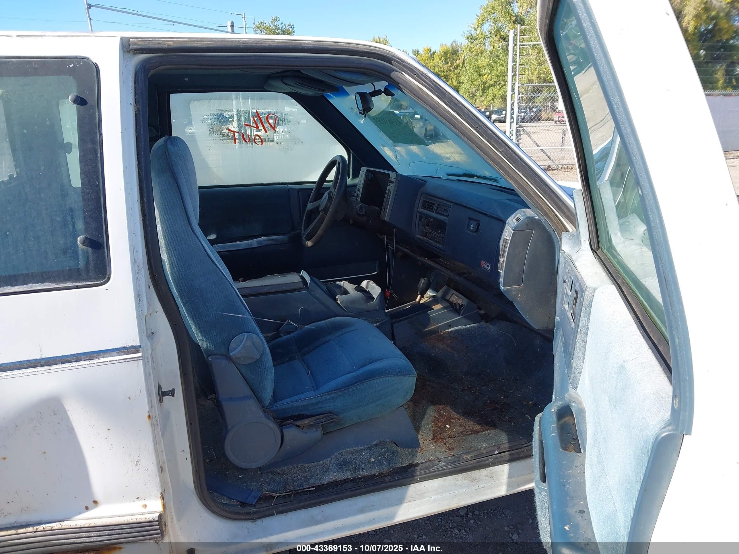 1993 Chevrolet S Truck S10 White vin: 1GCCT19Z3P8176449